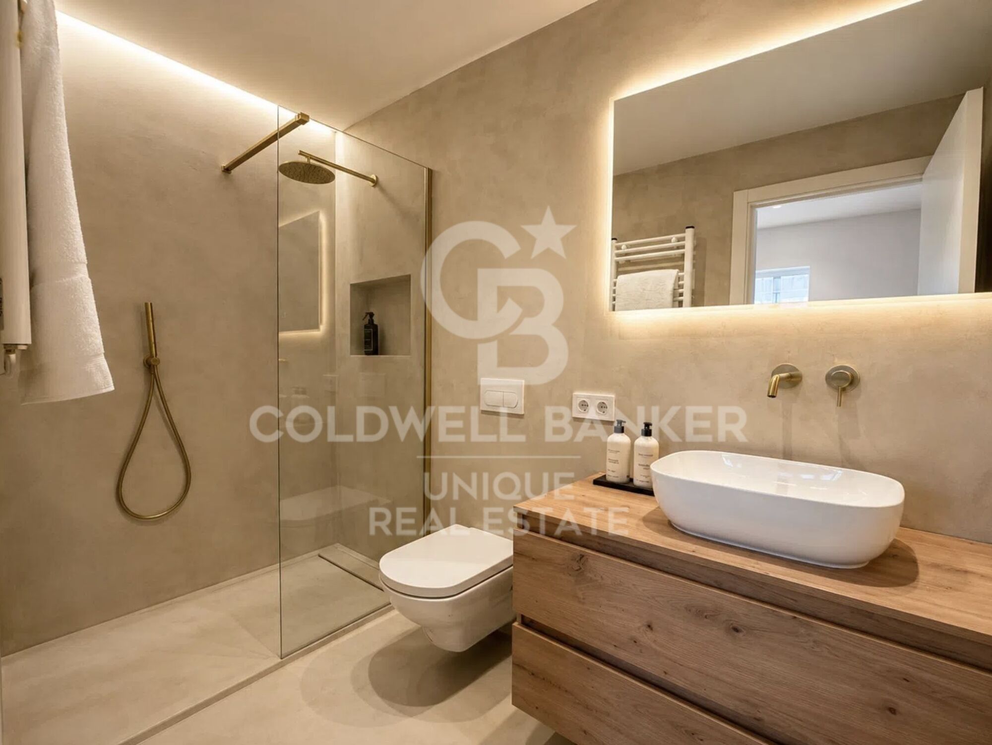 Flat 2 Bedrooms Sale Madrid