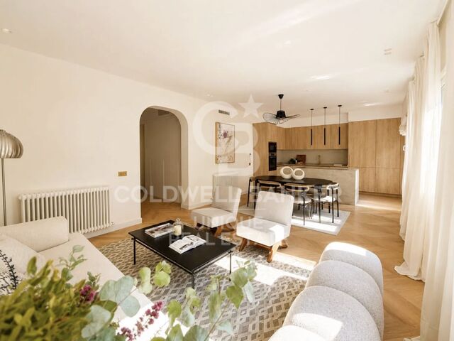 Flat 2 Bedrooms Sale Madrid