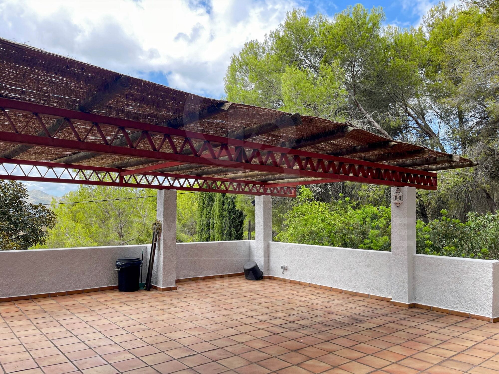5Bed country house with infinite views. Near the Golf Club