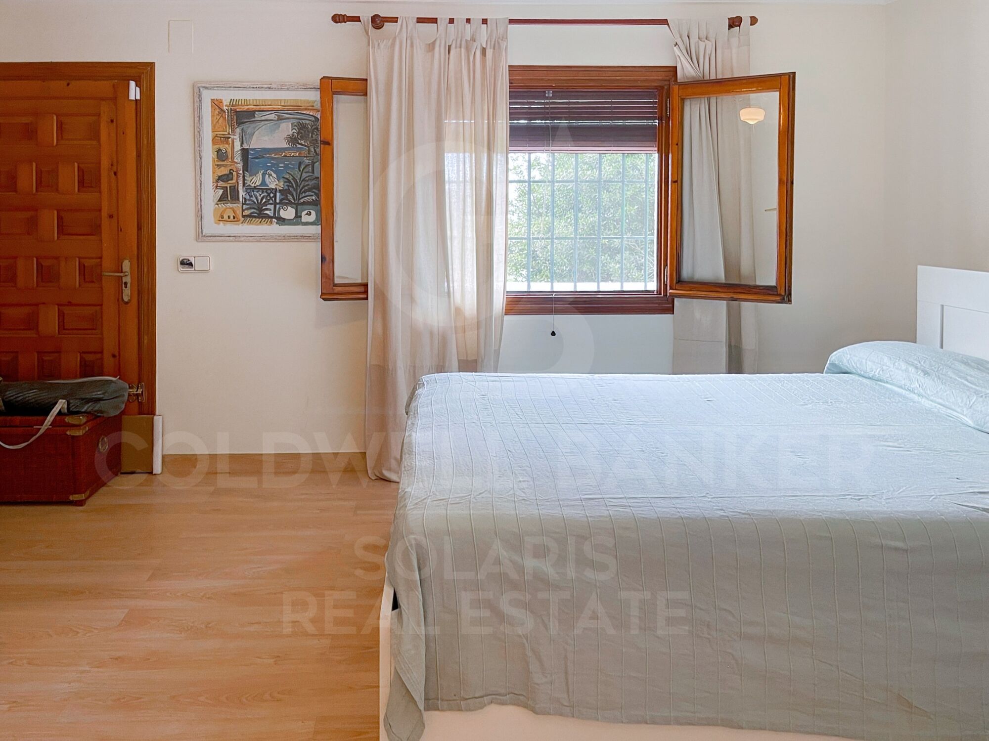 5Bed country house with infinite views. Near the Golf Club