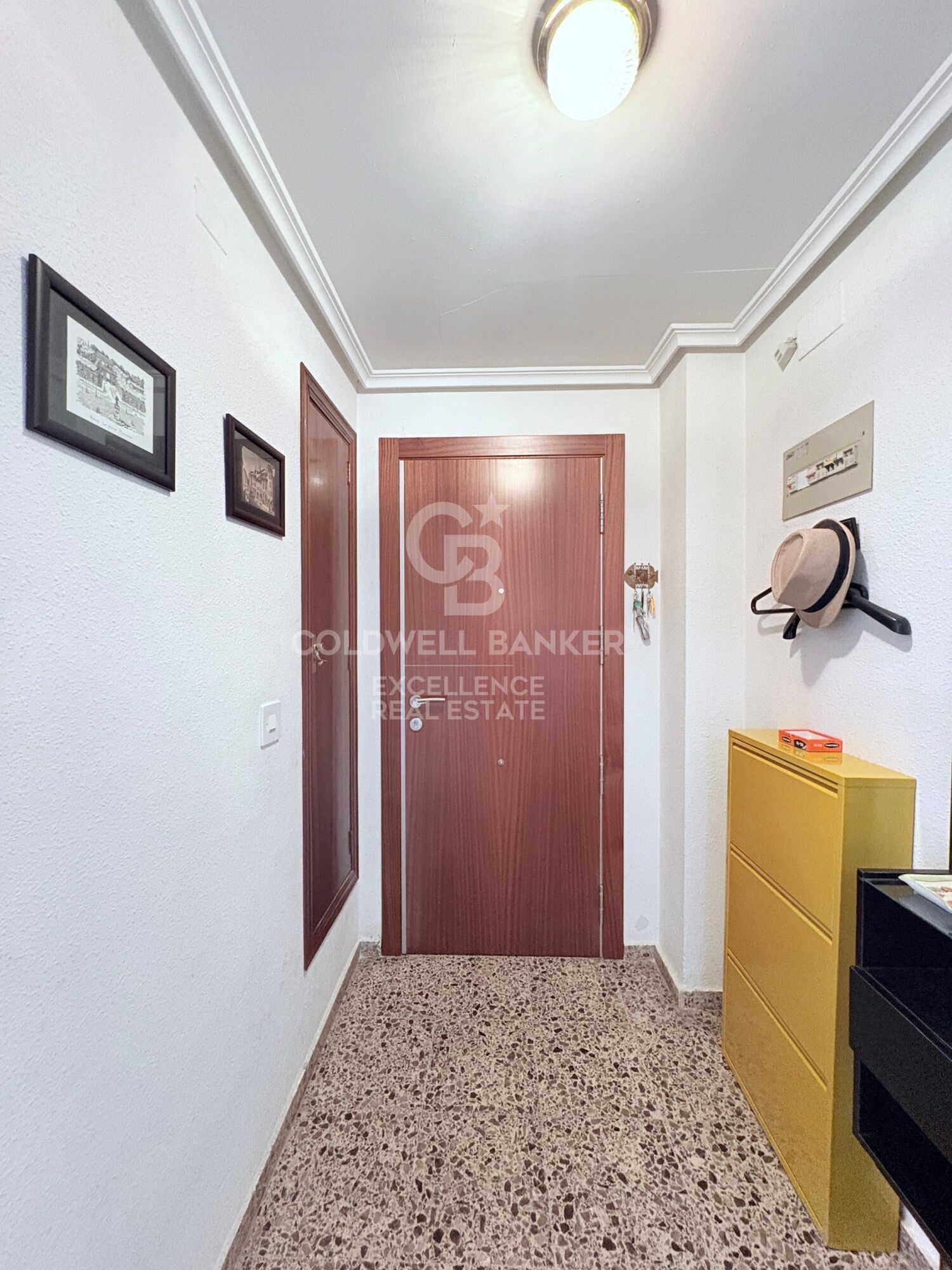 Spacious flat with terrace 5 minutes from the beach in Puerto de Sagunto