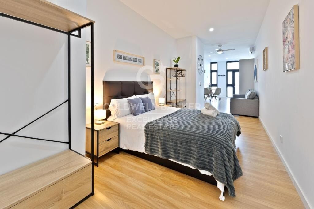 Apartamento Moderno con licencia turística en Av Pio Baroja, Campanar.