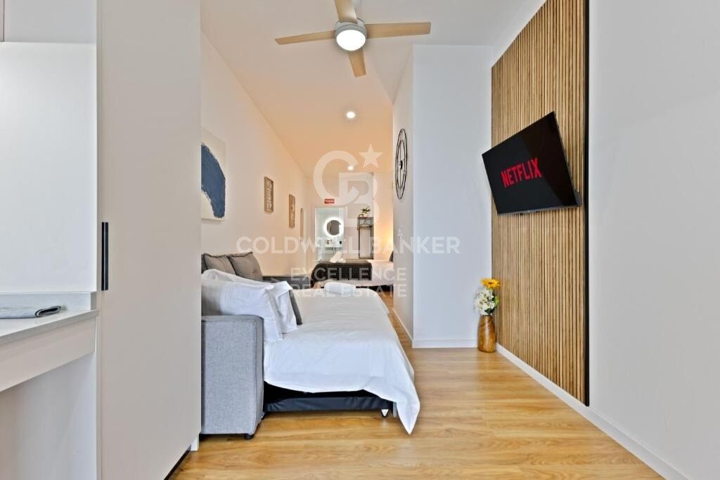 Apartamento Moderno con licencia turística en Av Pio Baroja, Campanar.