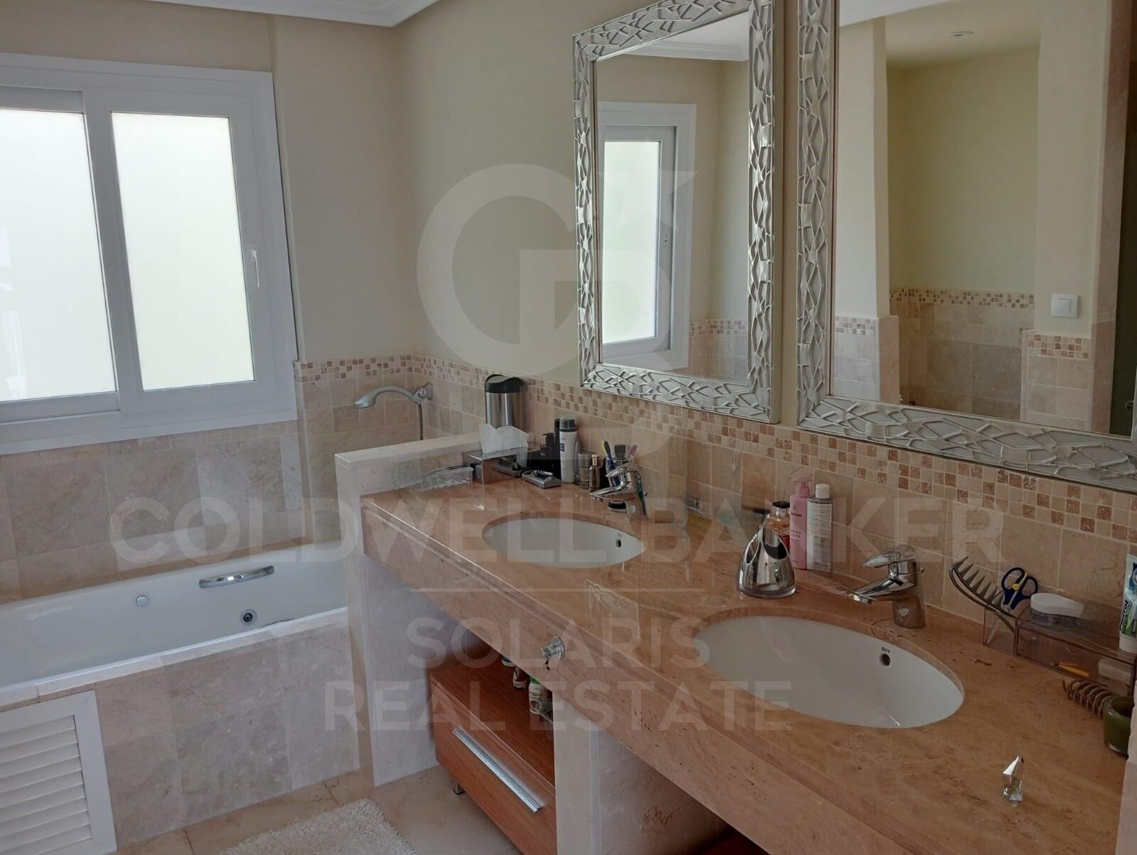Penthouse de luxe avec vue panoramique sur la Méditerranée dans les collines d'Altea