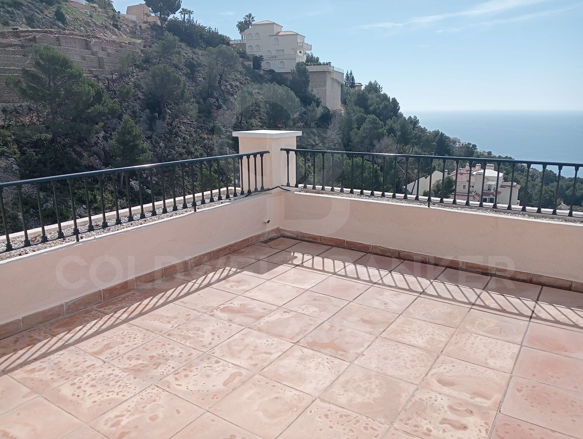 Penthouse de luxe avec vue panoramique sur la Méditerranée dans les collines d'Altea