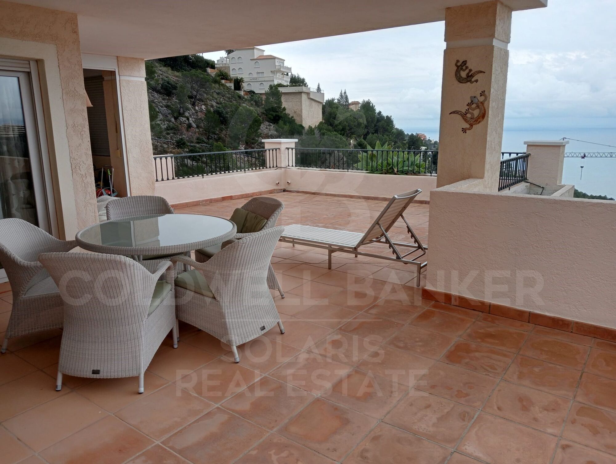 Luxus-Penthouse mit Panoramablick auf das Mittelmeer in den Altea Hills