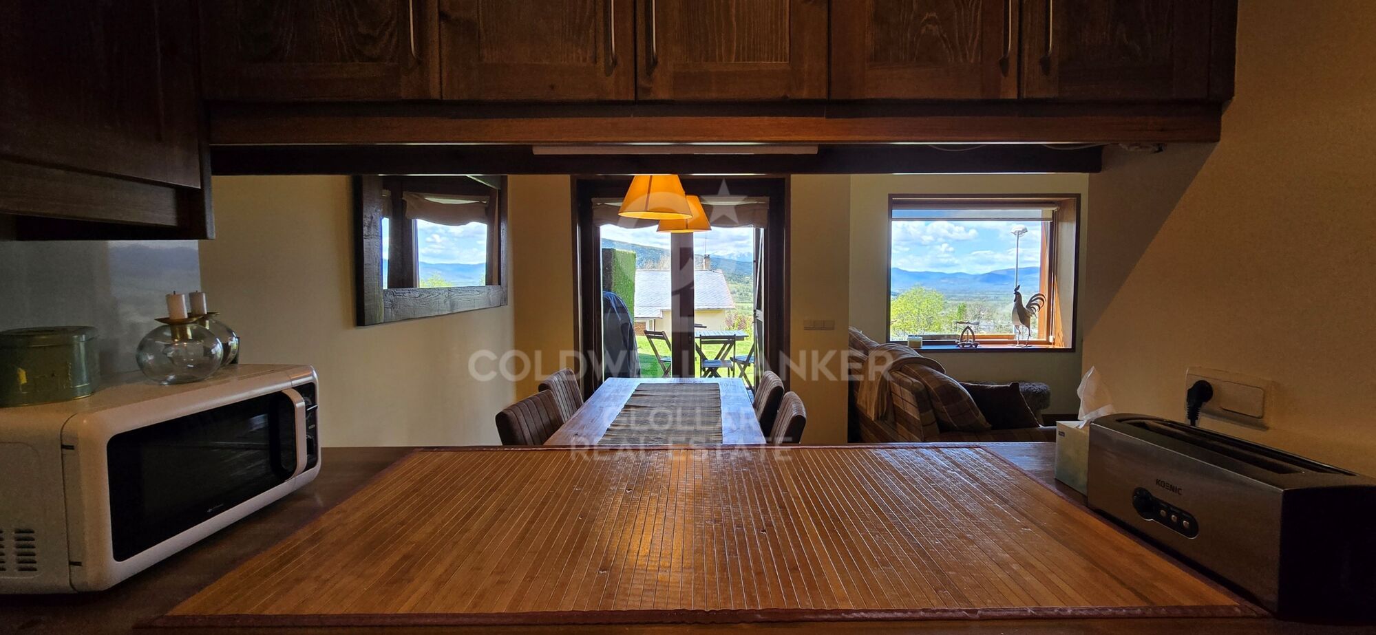 House 3 Bedrooms Rent Osséja