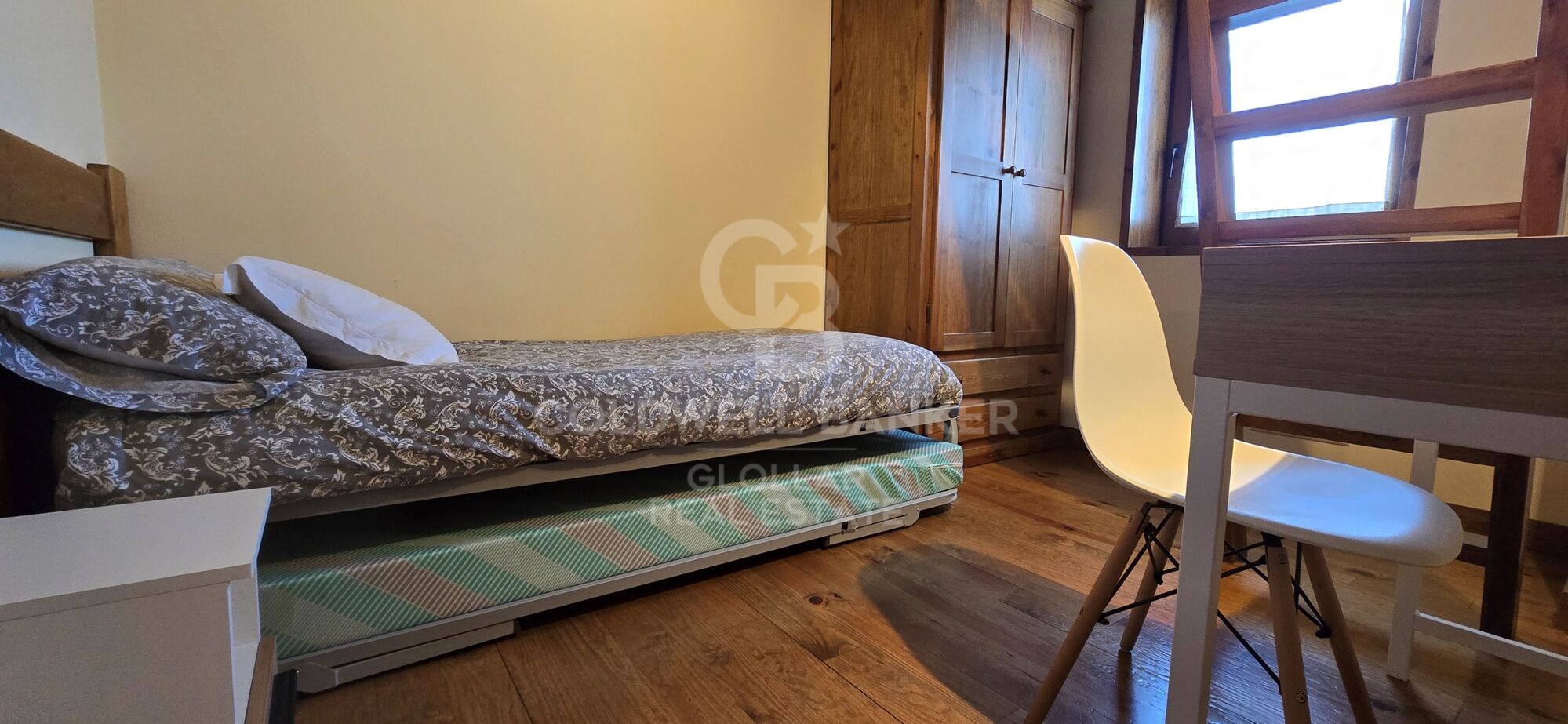 House 3 Bedrooms Rent Osséja