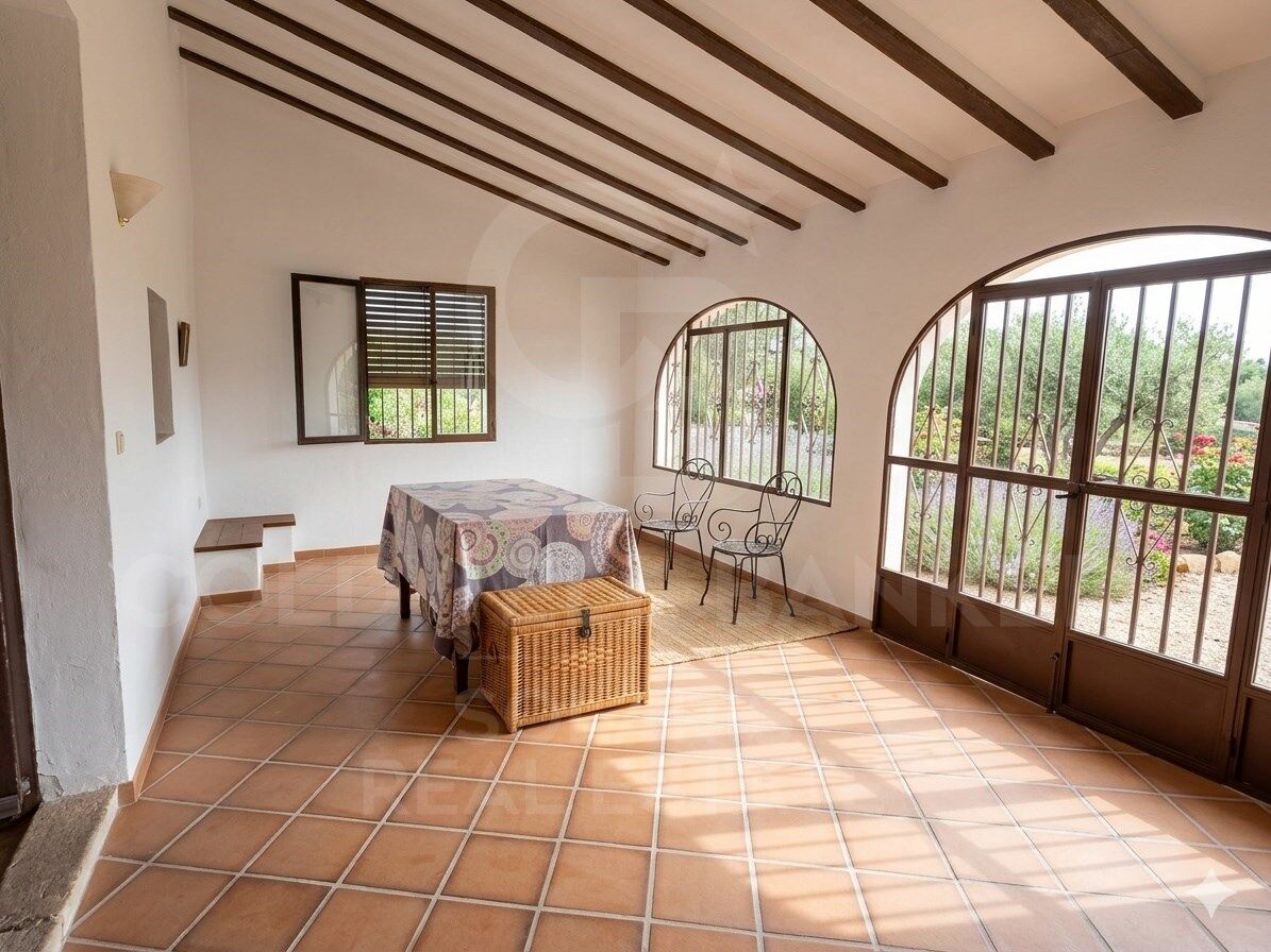 Finca with character and views of the Mediterranean Sea