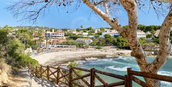 Finca with character and views of the Mediterranean Sea