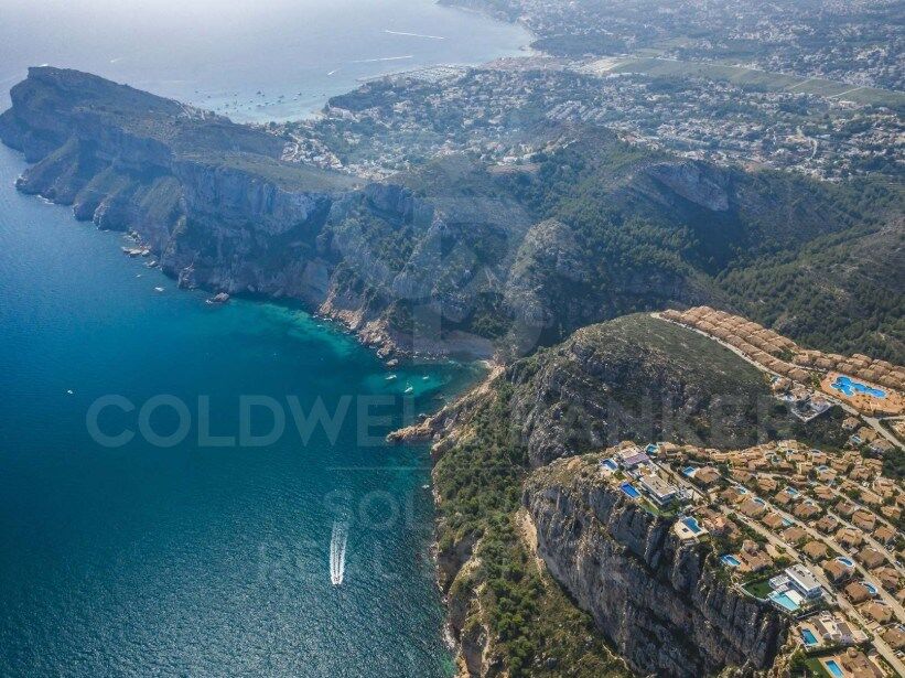 Exklusive renovierte Wohnung mit Meerblick in Cumbre del Sol