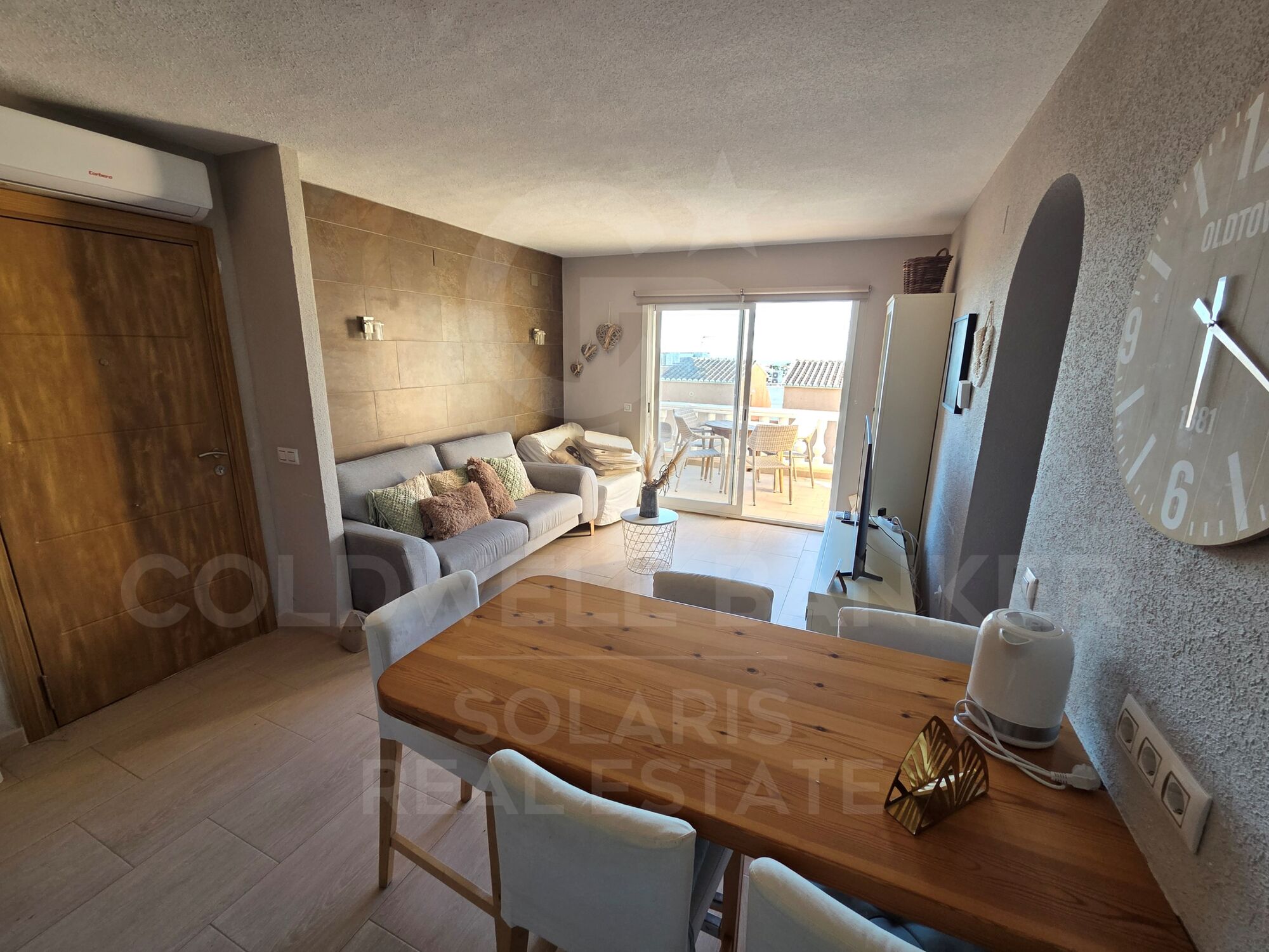 Exklusive renovierte Wohnung mit Meerblick in Cumbre del Sol