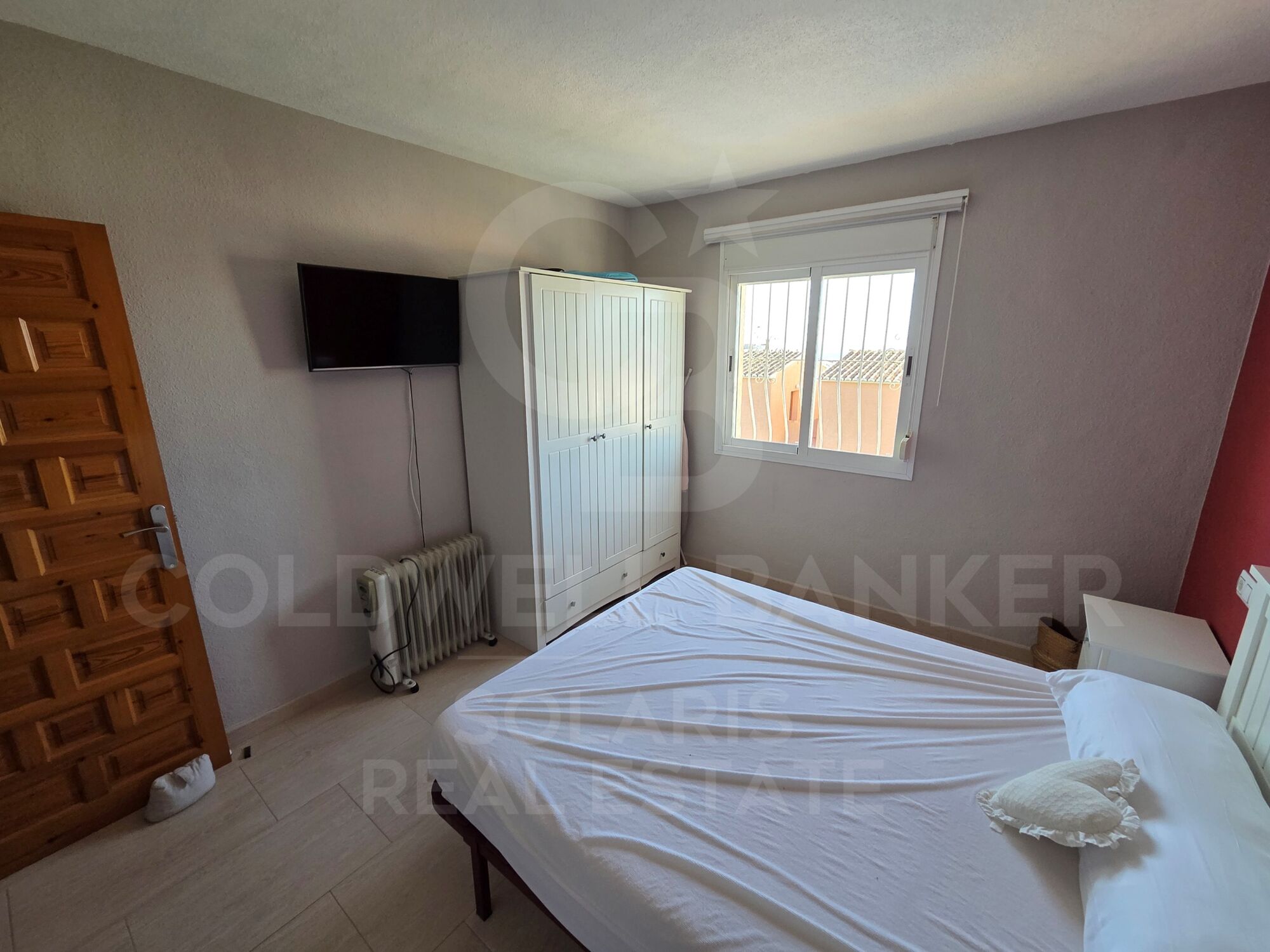 Exclusivo Apartamento Reformado con Vistas al Mar en Cumbre del Sol