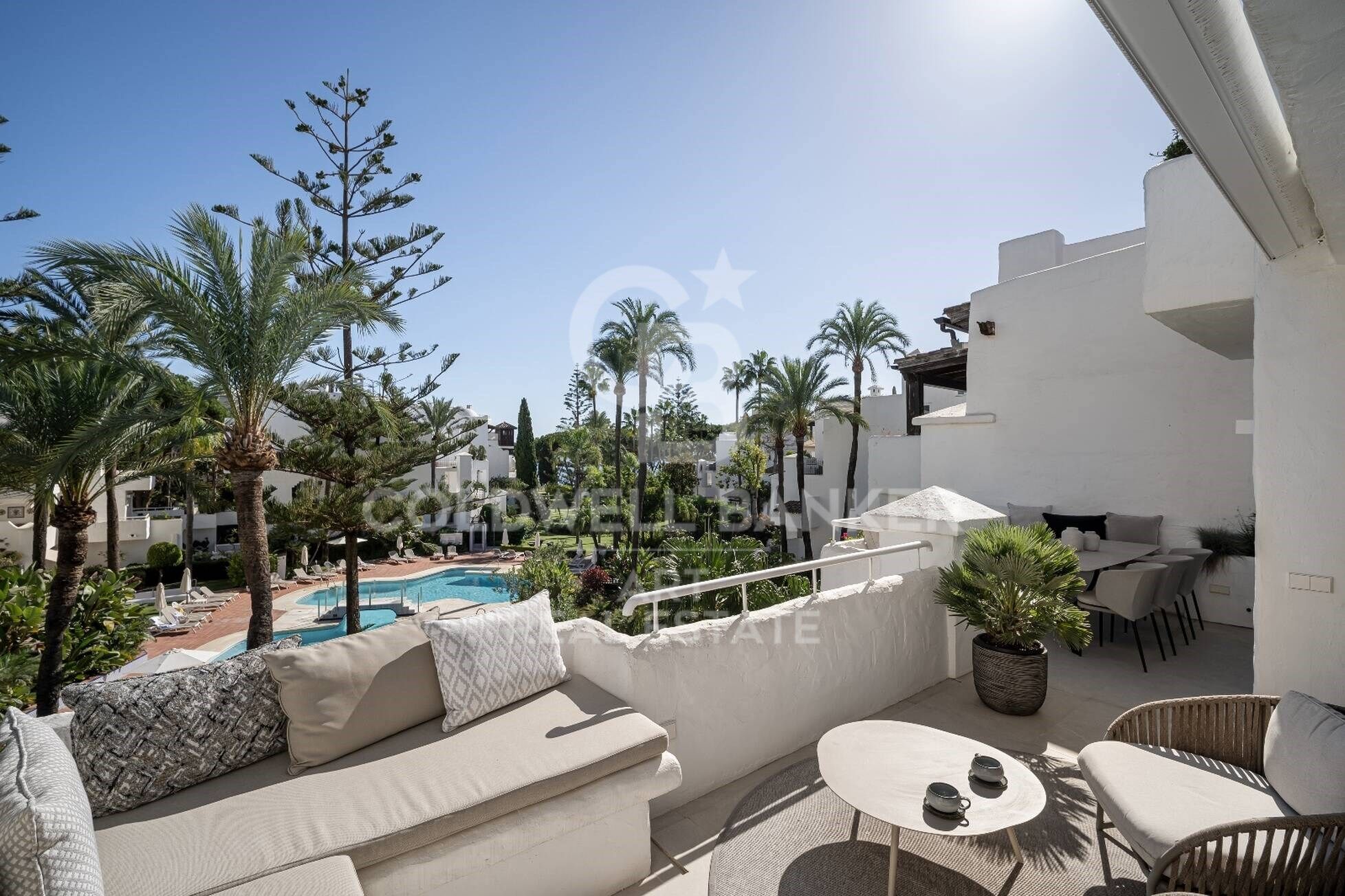 Exceptionnel Penthouse Duplex à Alhambra del Mar, sur le Golden Mile de Marbella