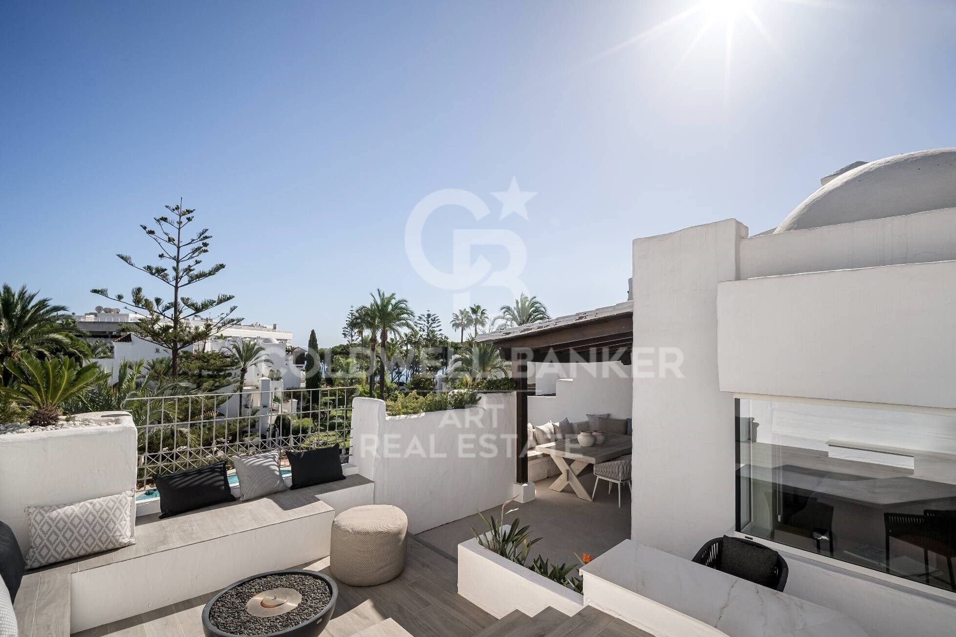 Excepcional ático dúplex en Alhambra del Mar, en la Milla de Oro de Marbella