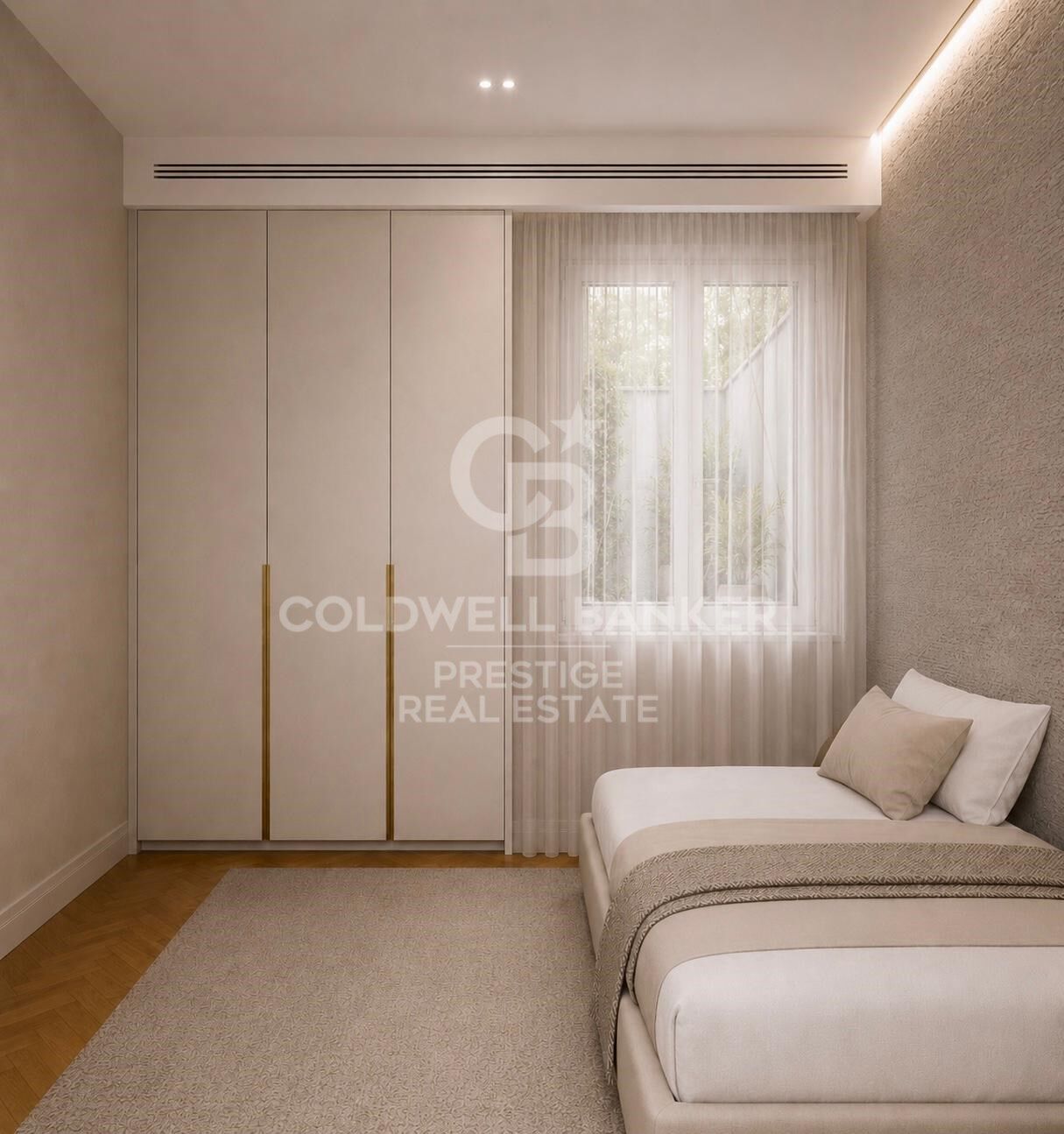 Elegante piso en finca regia junto a Plaza España