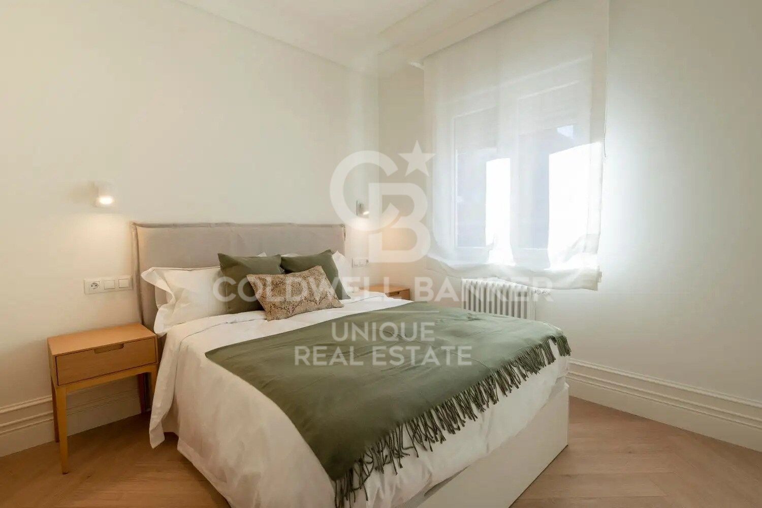 Elegant renovated exterior apartment in Lista, Salamanca District