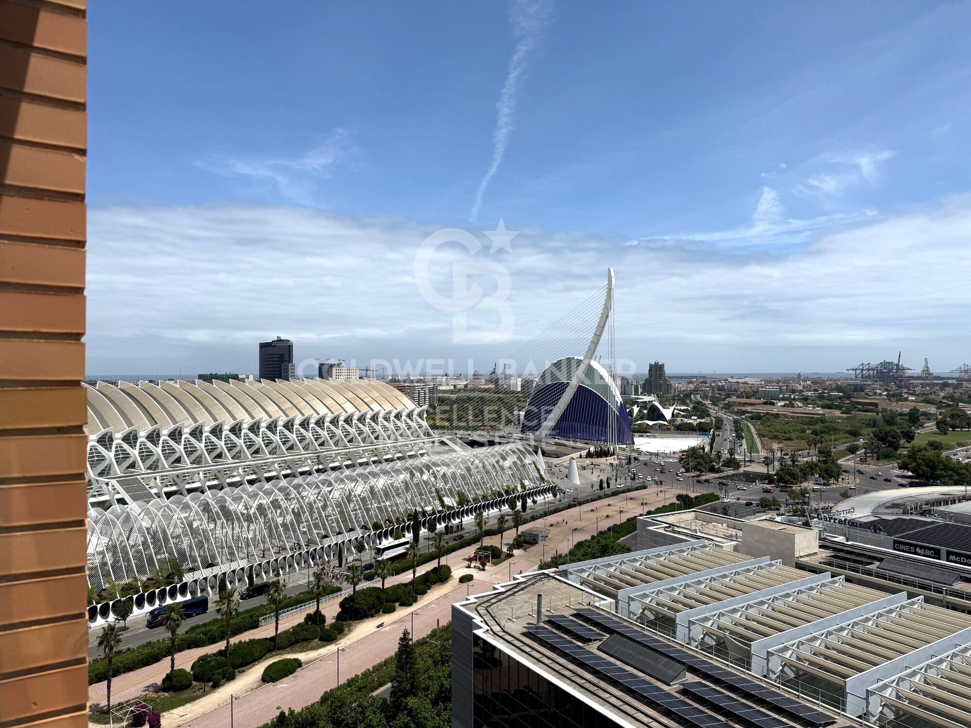 Exclusiva vivienda en altura con vistas panorámicas en la Ciudad de las Artes y las Ciencias