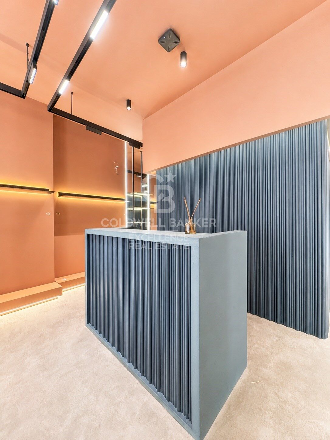 Local comercial en Poeta Querol