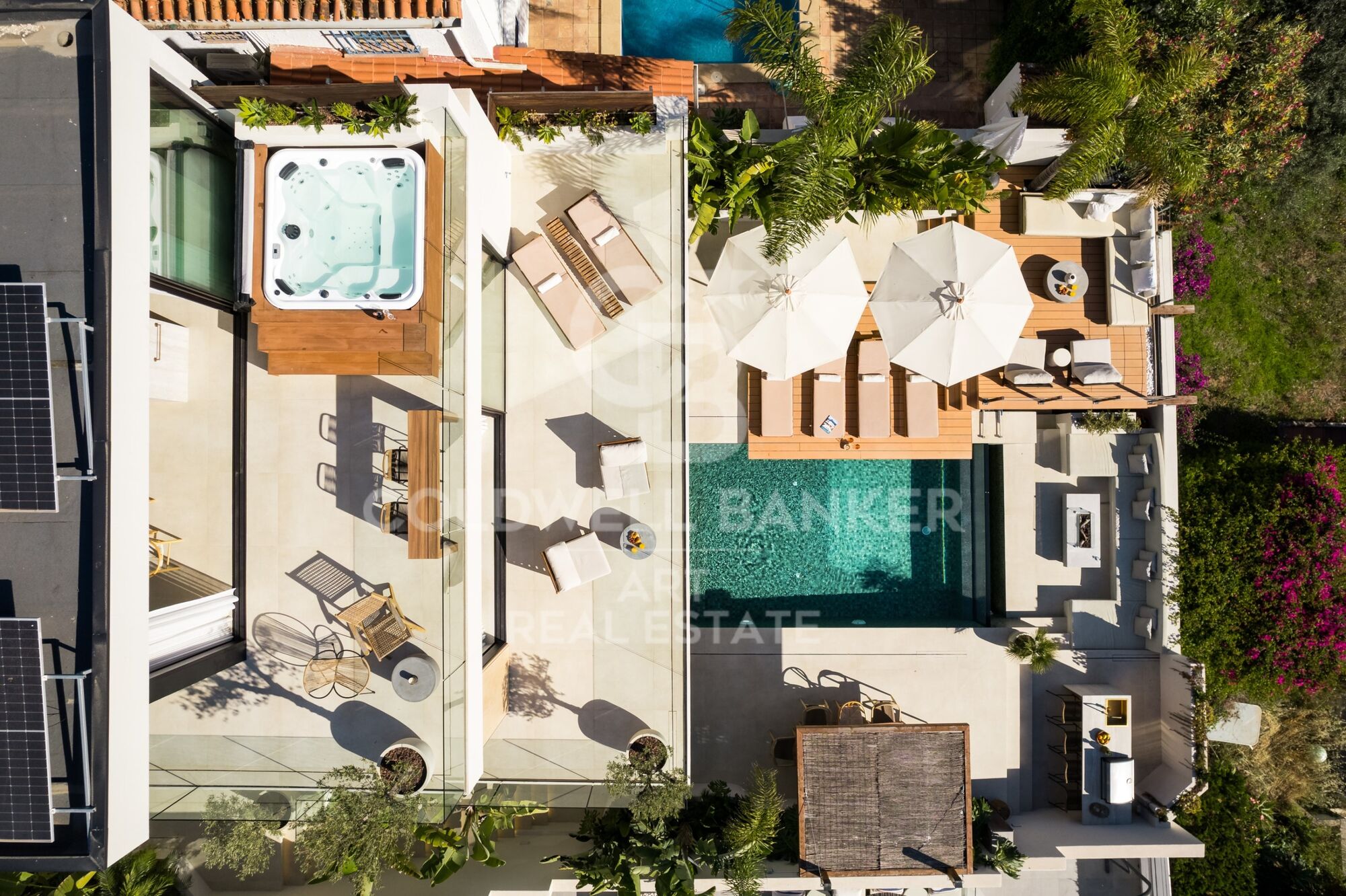 Renovated luxury villa with sea views in Nueva Andalucía
