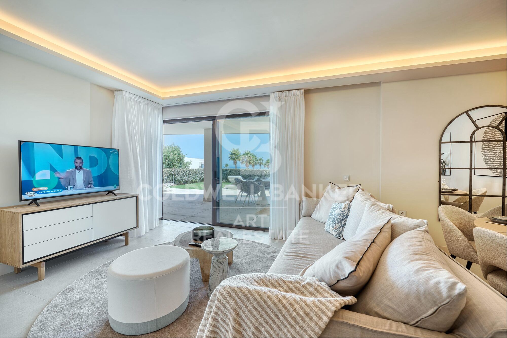 Espectacular apartamento frente al mar en New Golden Mile