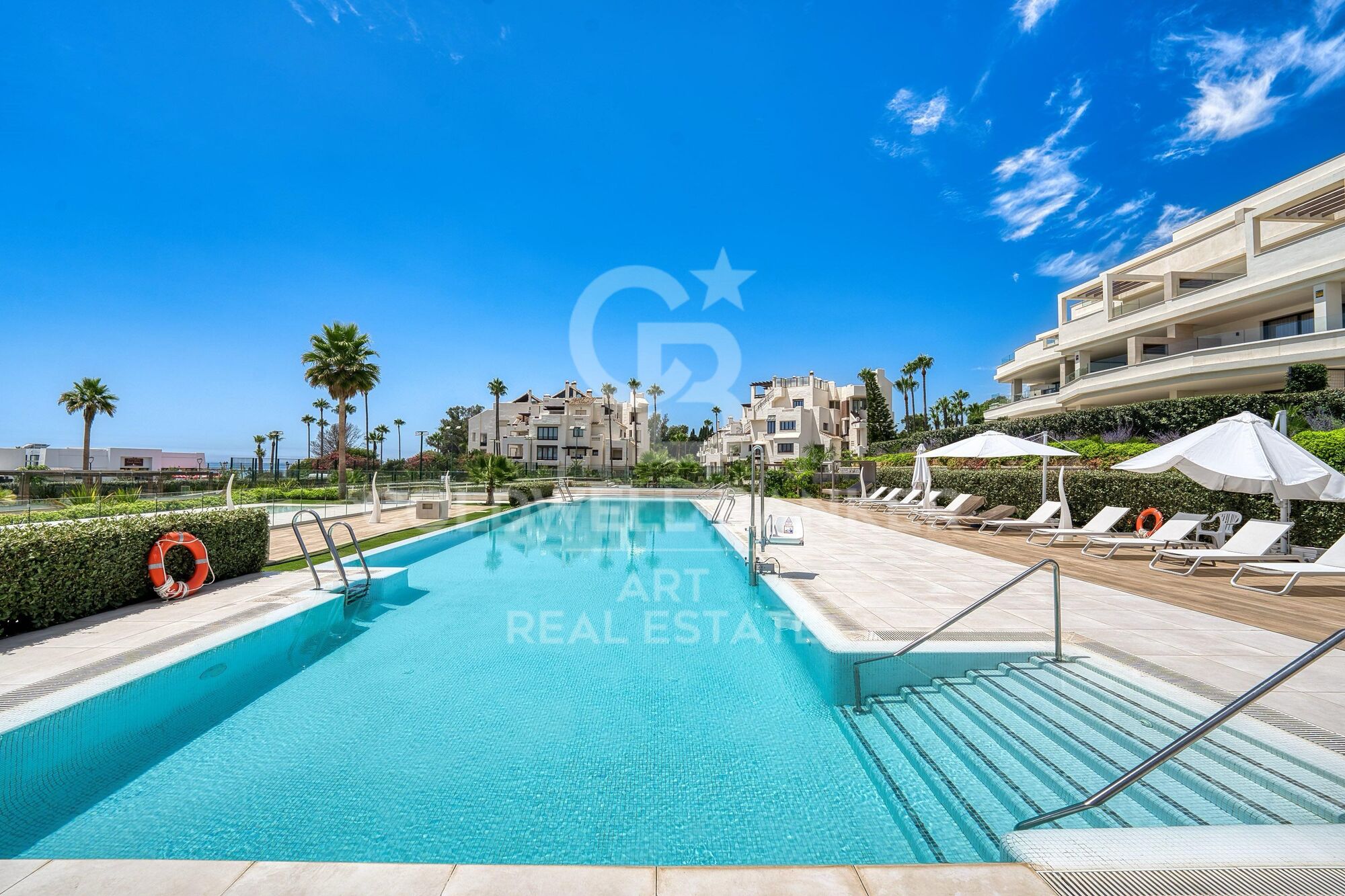 Espectacular apartamento frente al mar en New Golden Mile