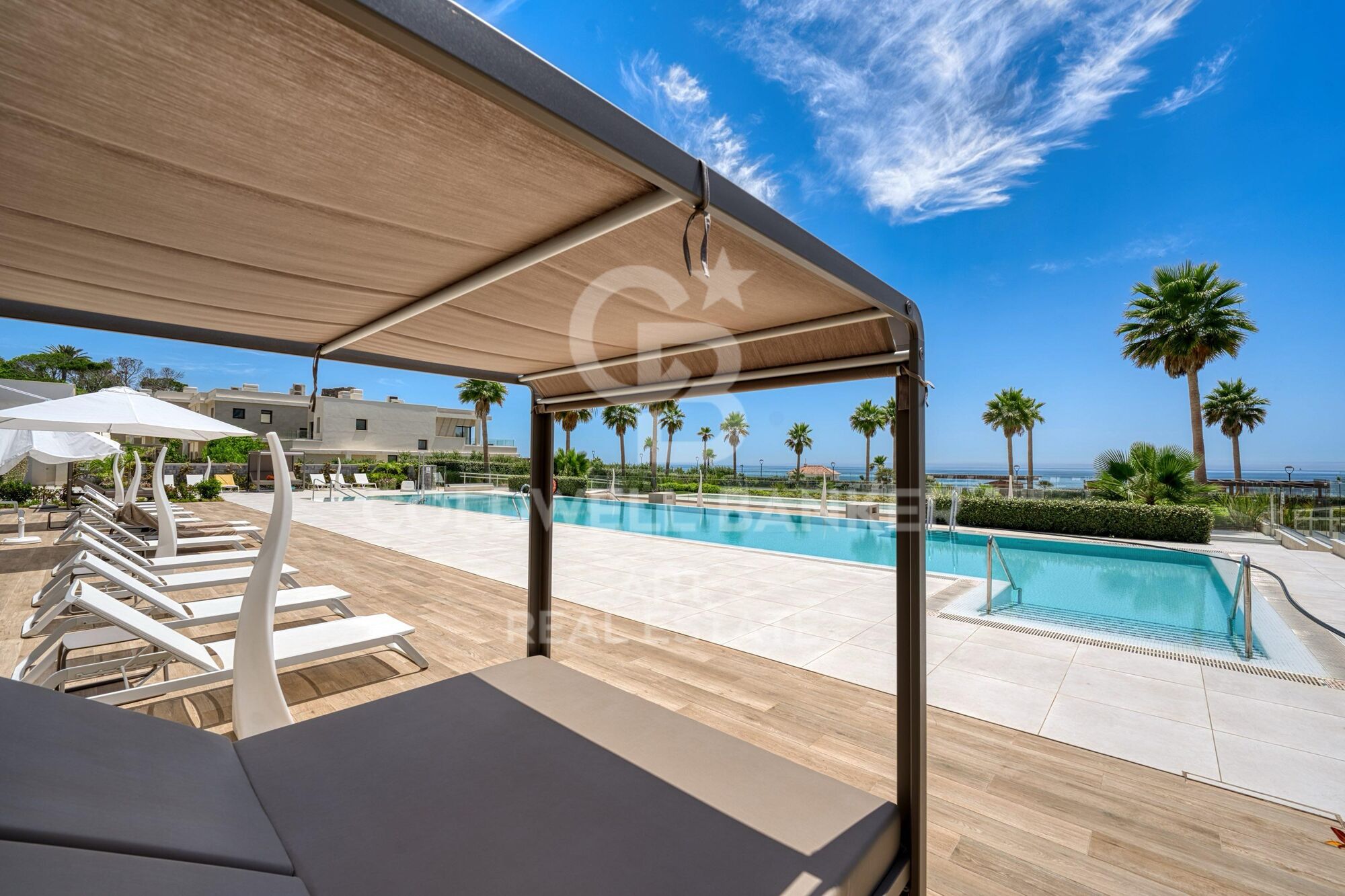 Espectacular apartamento frente al mar en New Golden Mile