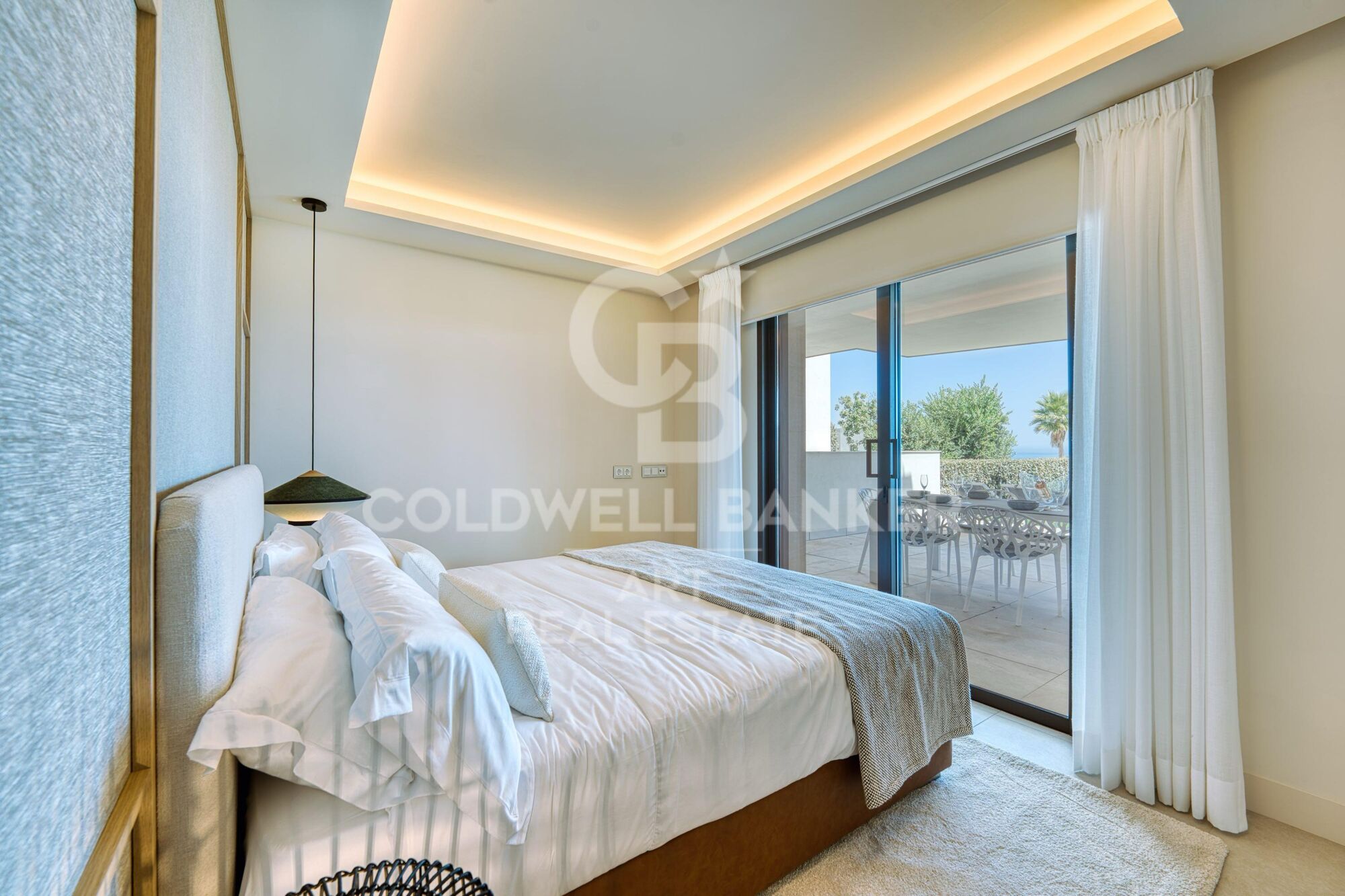 Espectacular apartamento frente al mar en New Golden Mile