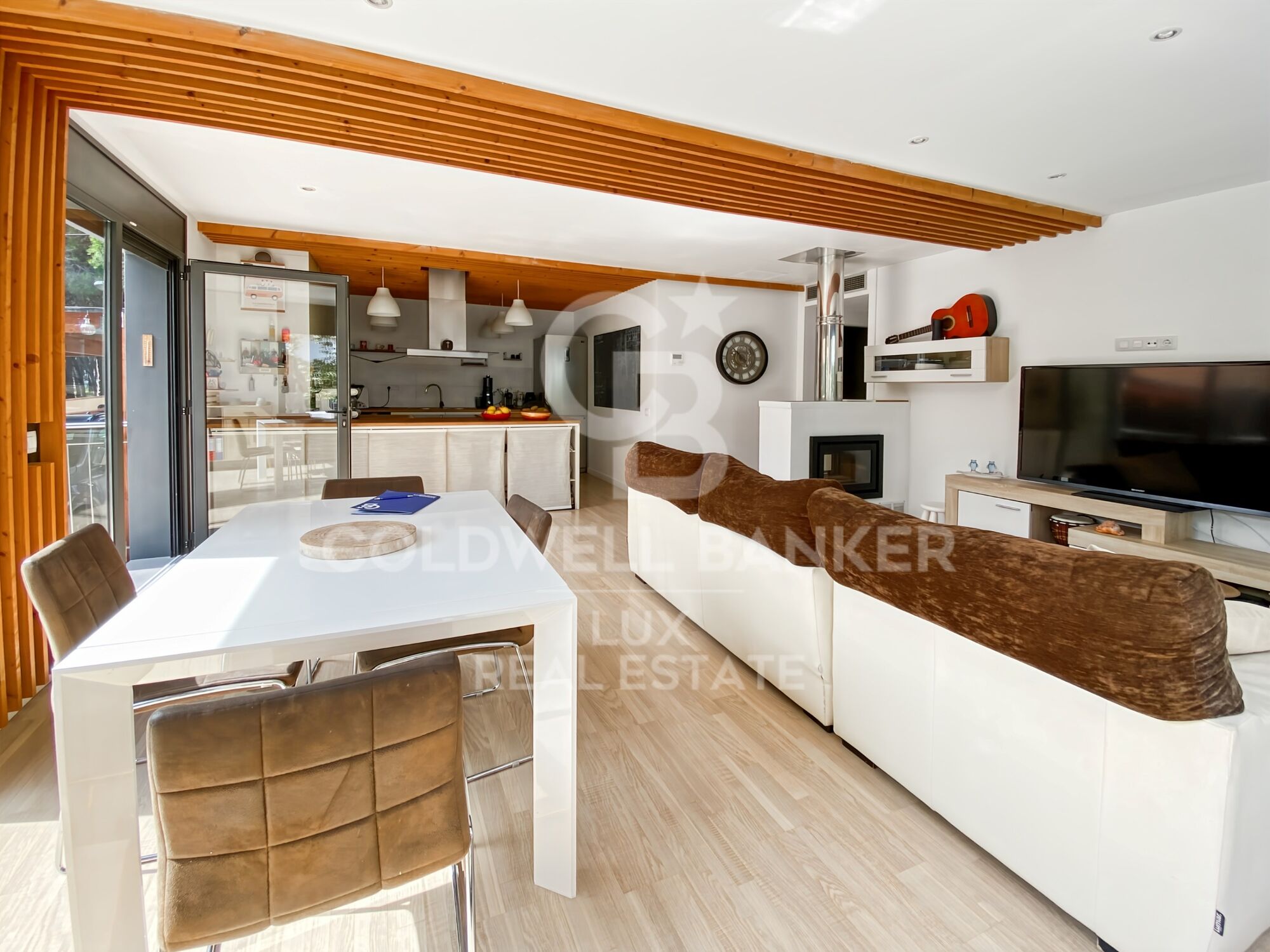 Casa moderna a 200m de la playa en venta en L'escala, Cala Montgó