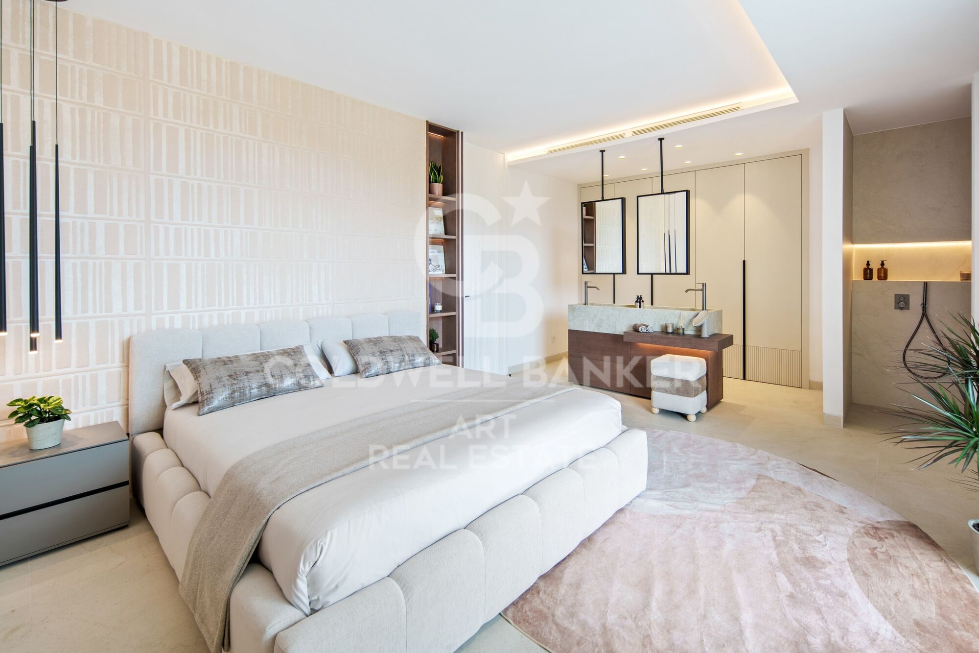 Preciosa villa de diseño en el corazón de Nueva Andalucía - Marbella