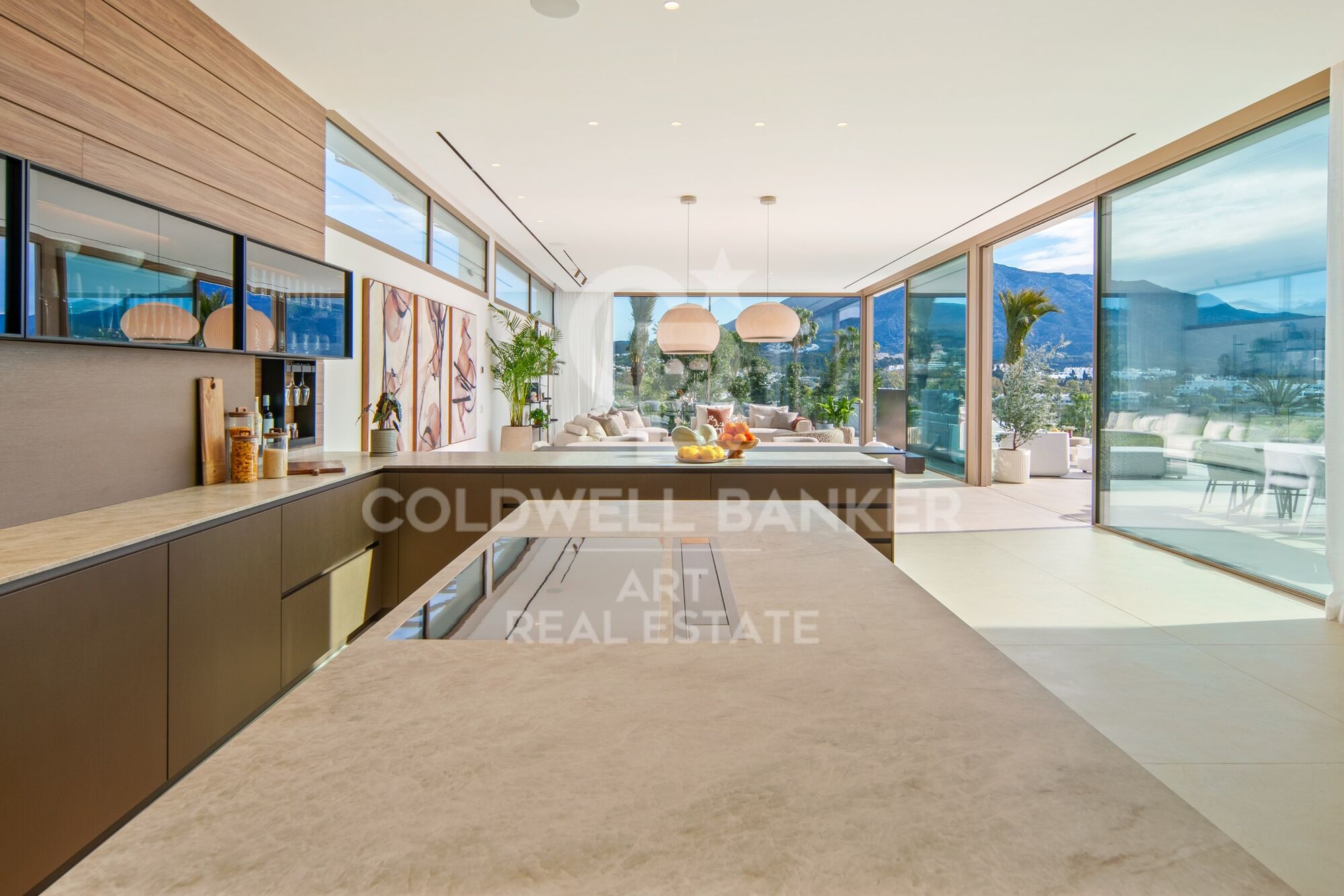 Schöne Designvilla im Herzen von Nueva Andalucía - Marbella