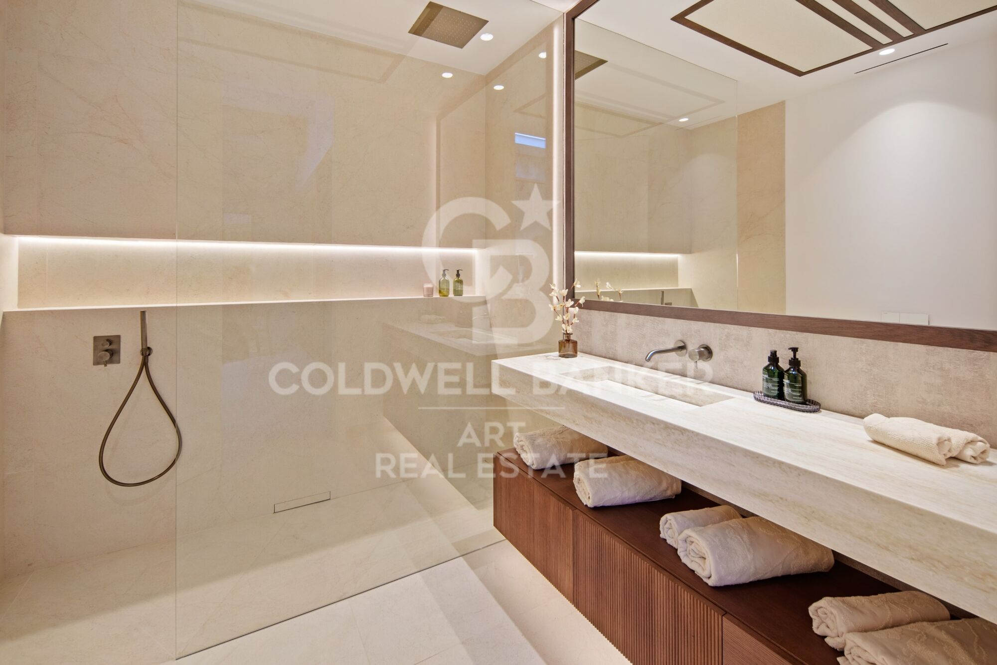 Beautiful designer villa in the heart of Nueva Andalucía - Marbella
