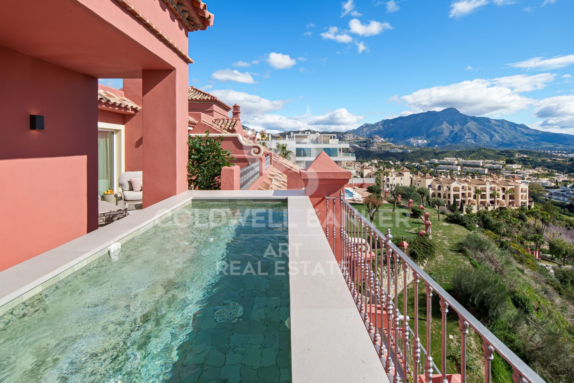Incroyable penthouse-duplex à Monte Halcones- Benahavís