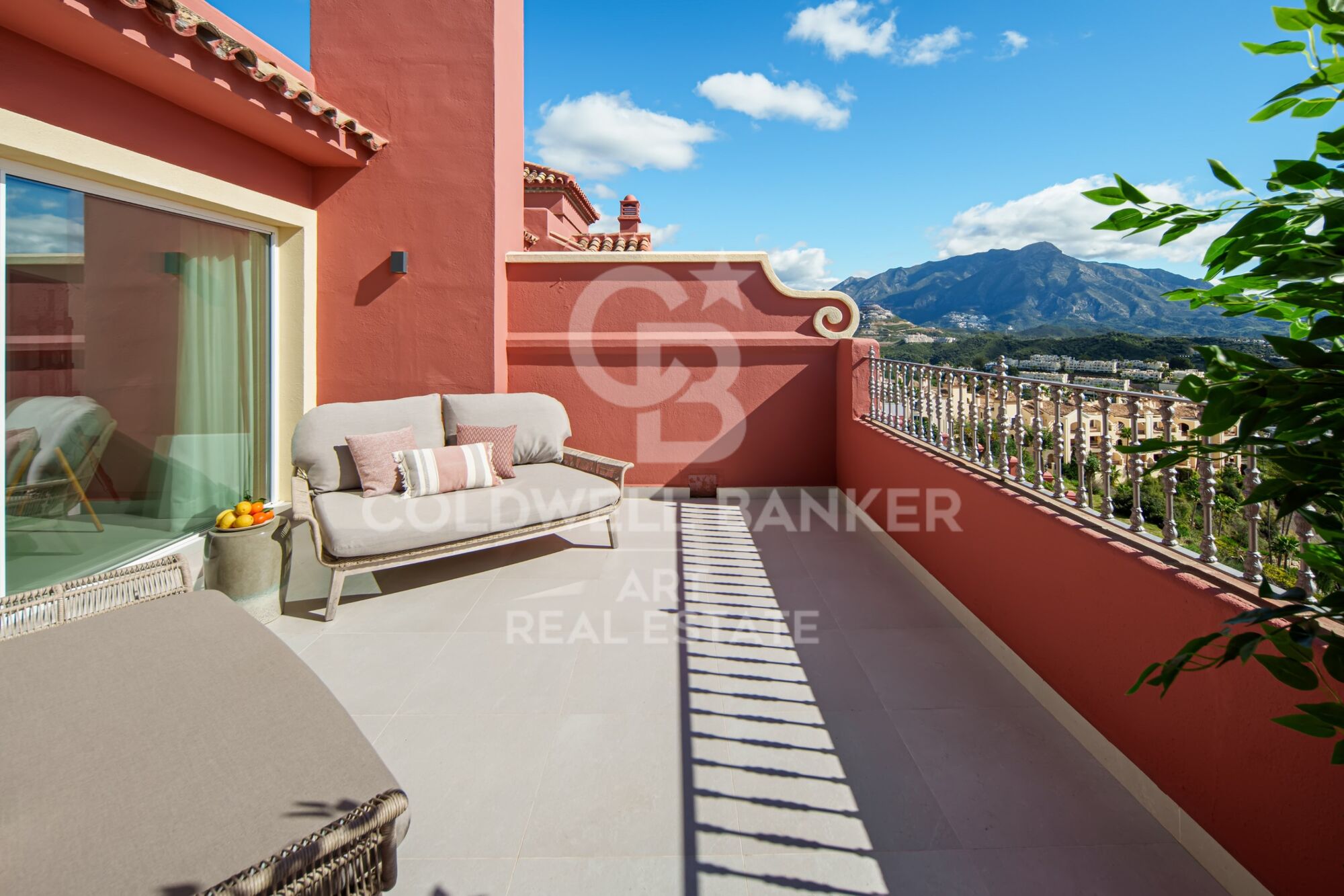 Incredible penthouse-duplex in Monte Halcones- Benahavís