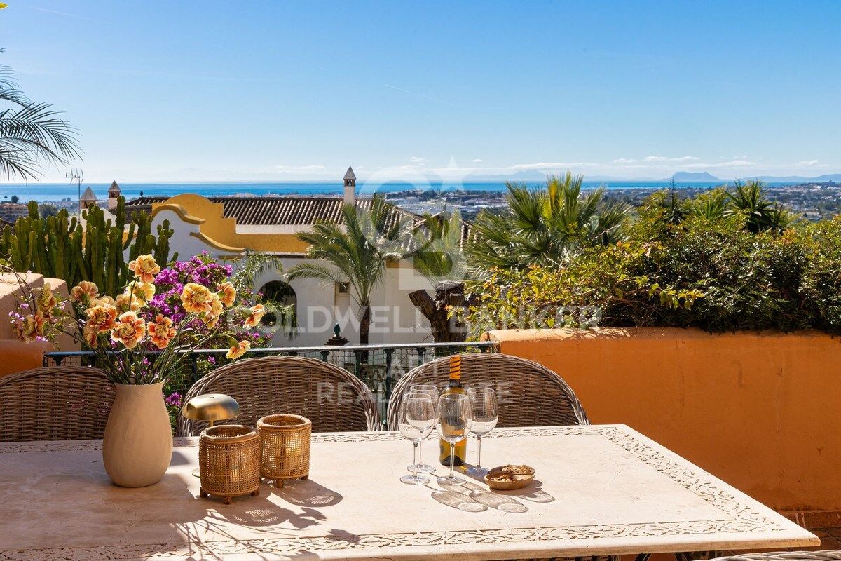 Espectacular apartamento en planta baja con increíbles vistas al mar en Nueva Andalucía
