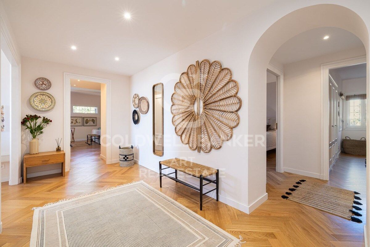 Spektakuläres Erdgeschossapartment mit atemberaubendem Meerblick in Nueva Andalucía