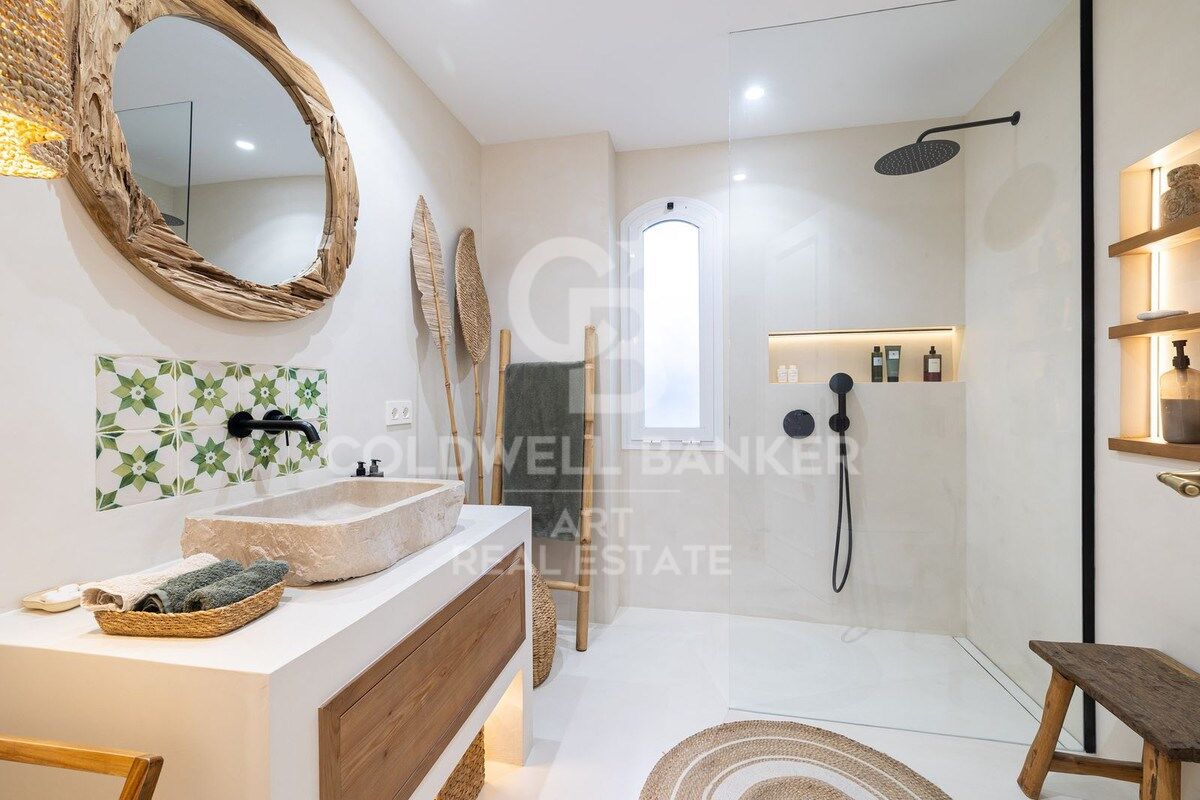 Spektakuläres Erdgeschossapartment mit atemberaubendem Meerblick in Nueva Andalucía