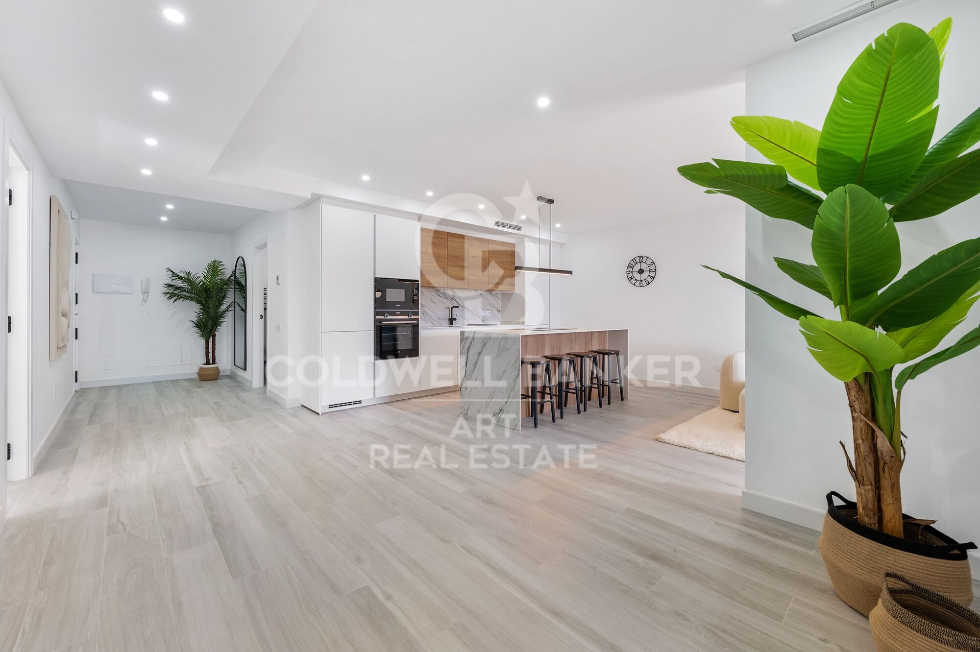 Espectacular apartamento en Puerto Banús con vistas a La Concha