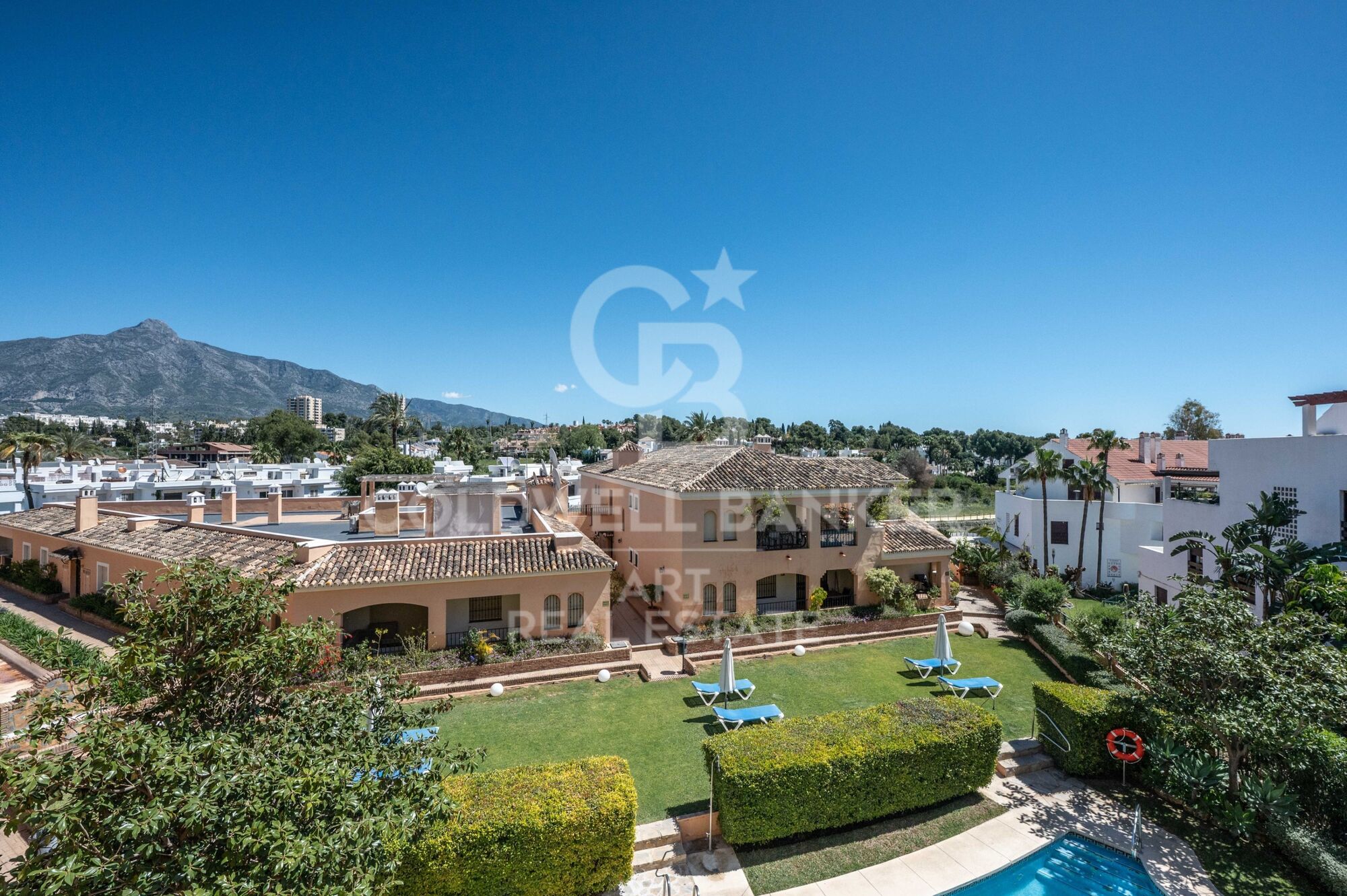 Espectacular apartamento en Puerto Banús con vistas a La Concha