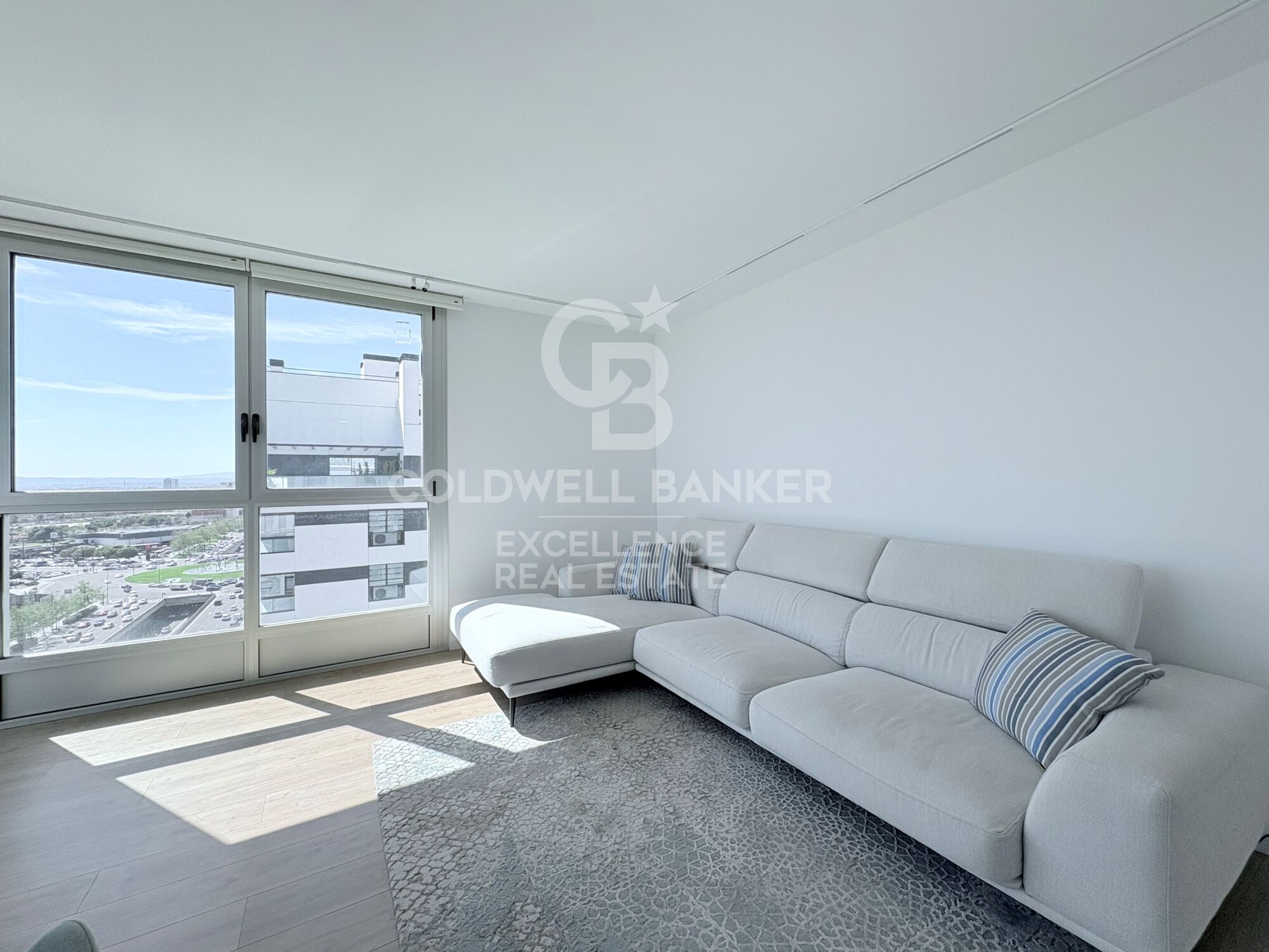 Spectacular 158 m² flat with views of the sea and the orchard next to the Roig Arena