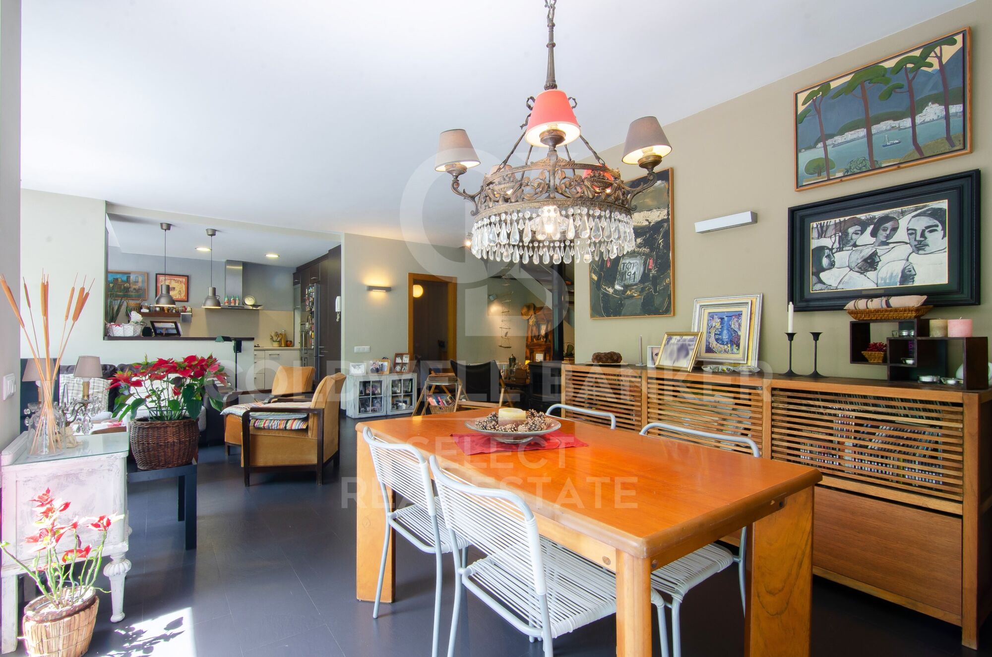 Charming Designer Home in Bellaterra: Nature, Design, and Exclusivity.