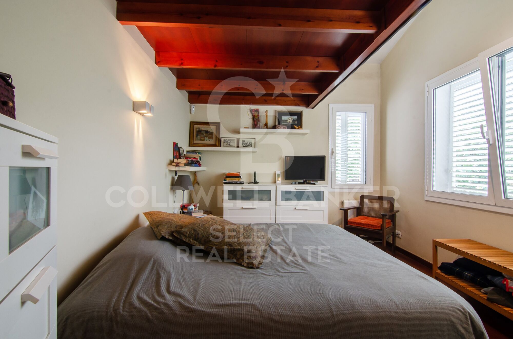 Charming Designer Home in Bellaterra: Nature, Design, and Exclusivity.