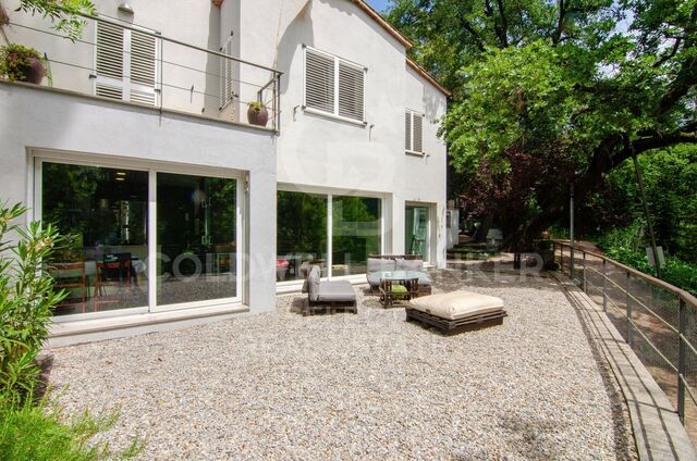 Charming Designer Home in Bellaterra: Nature, Design, and Exclusivity.