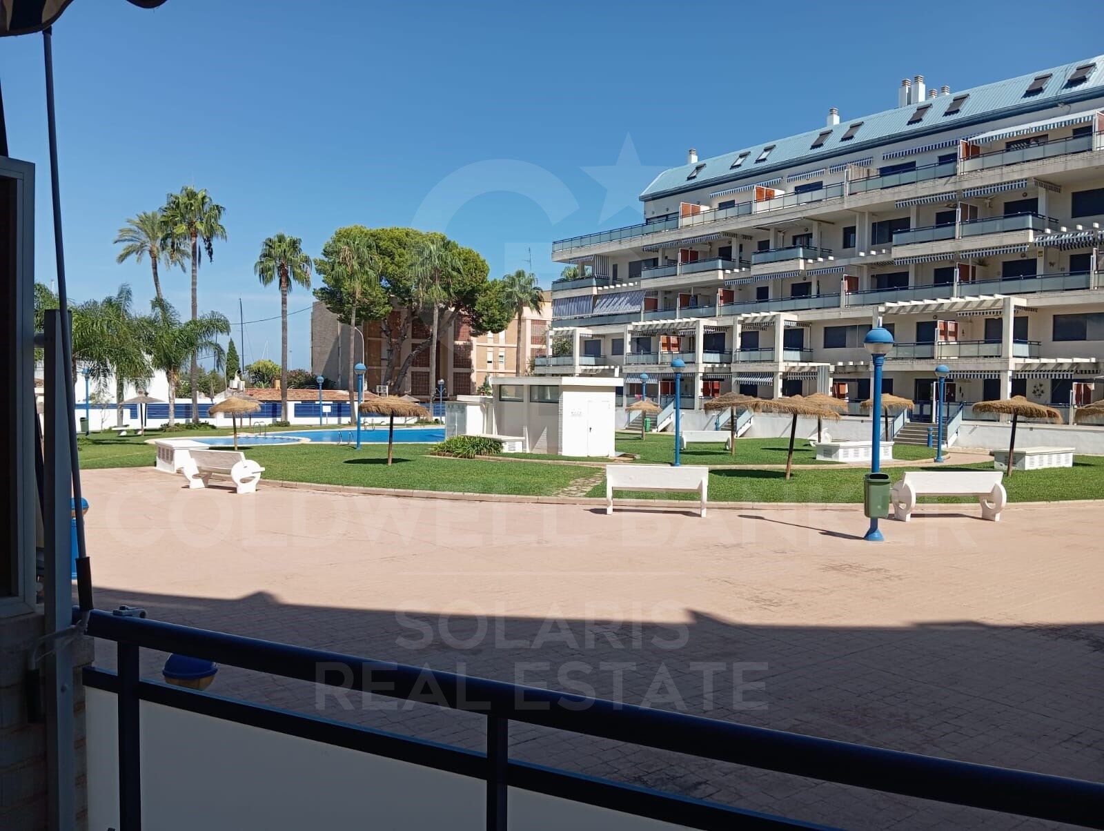 EXCLUSIVE RENOVATED PROPERTY IN FRONT OF THE REAL CLUB NÁUTICO DE DÉNIA AND 50 METERS FROM THE BEACH.