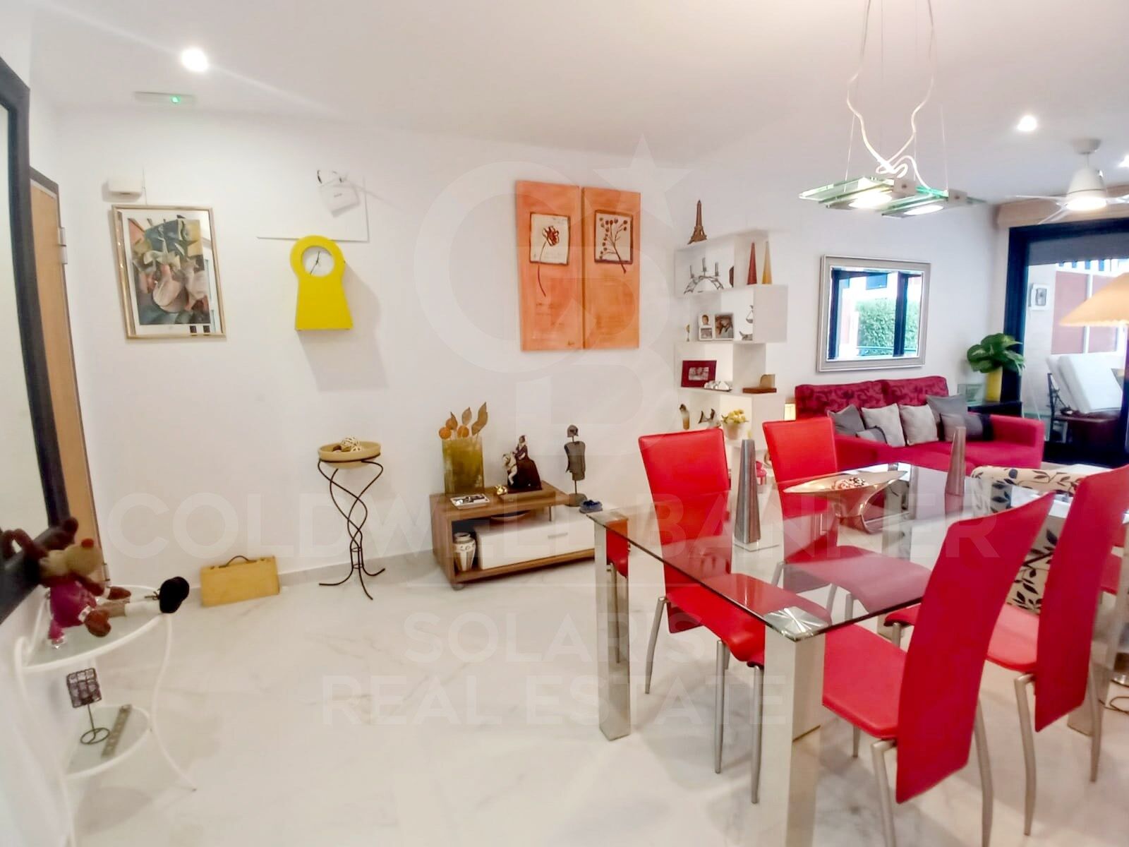 EXCLUSIVE RENOVATED PROPERTY IN FRONT OF THE REAL CLUB NÁUTICO DE DÉNIA AND 50 METERS FROM THE BEACH.