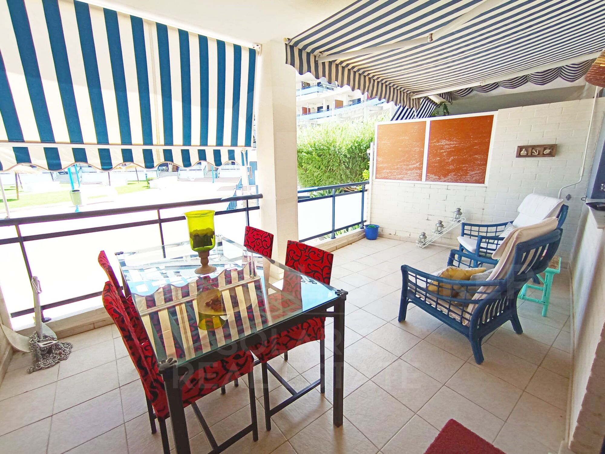 EXCLUSIVE RENOVATED PROPERTY IN FRONT OF THE REAL CLUB NÁUTICO DE DÉNIA AND 50 METERS FROM THE BEACH.