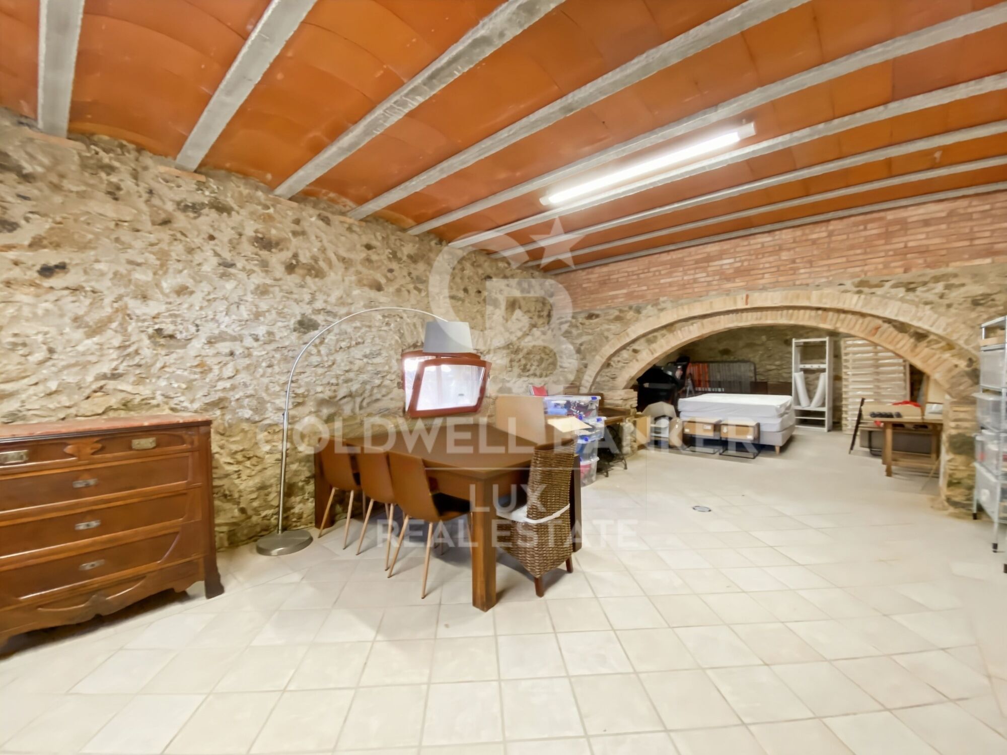 House + separate loft, pool, 5 minutes from Roses, Costa Brava