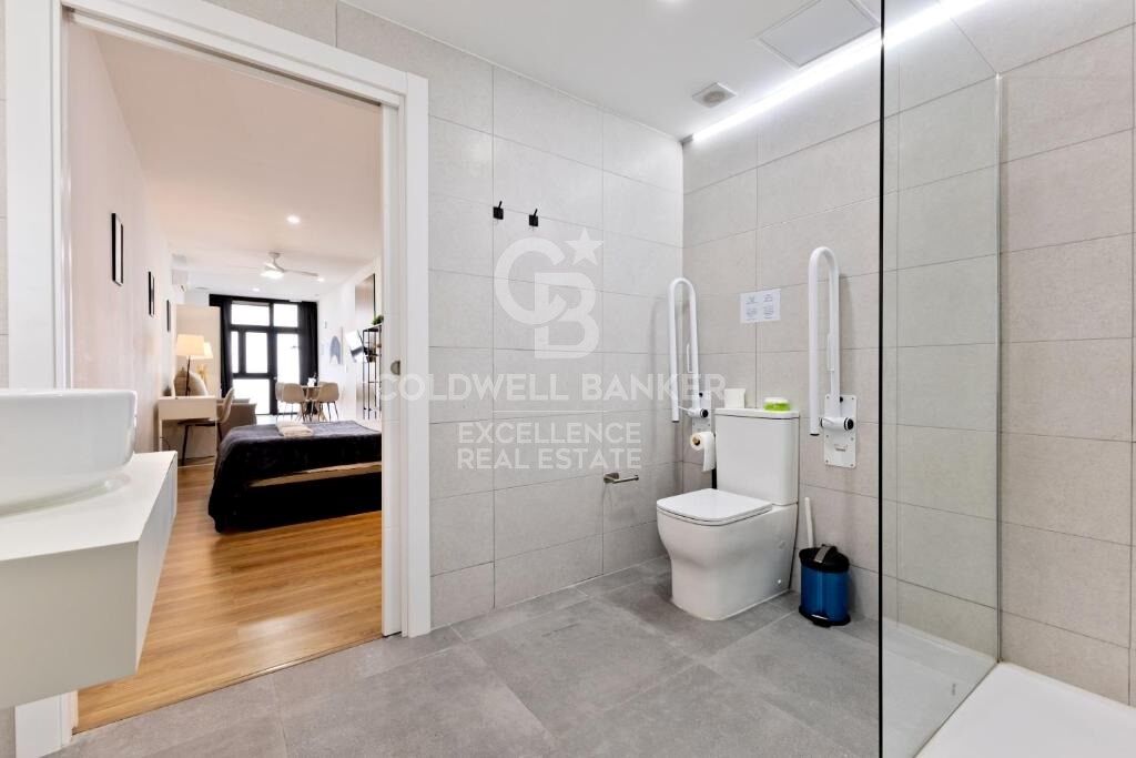 Apartamento Moderno con licencia turística en Av Pio Baroja, Campanar.