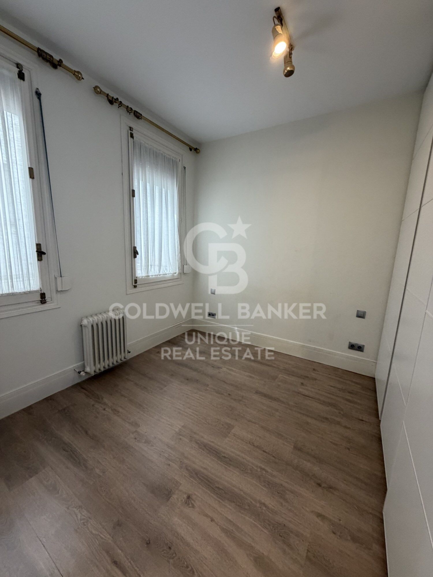 Wohnung mit zwei Schlafzimmern in einem einzigartigen und spektakulären Gebäude in Almagro, Madrid.