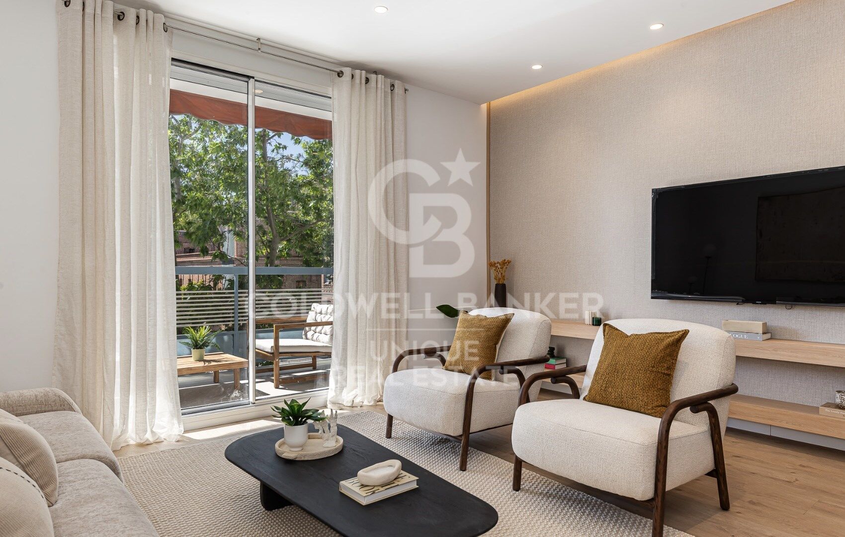 Fully refurbished flat with four bedrooms in Ibiza, Retiro